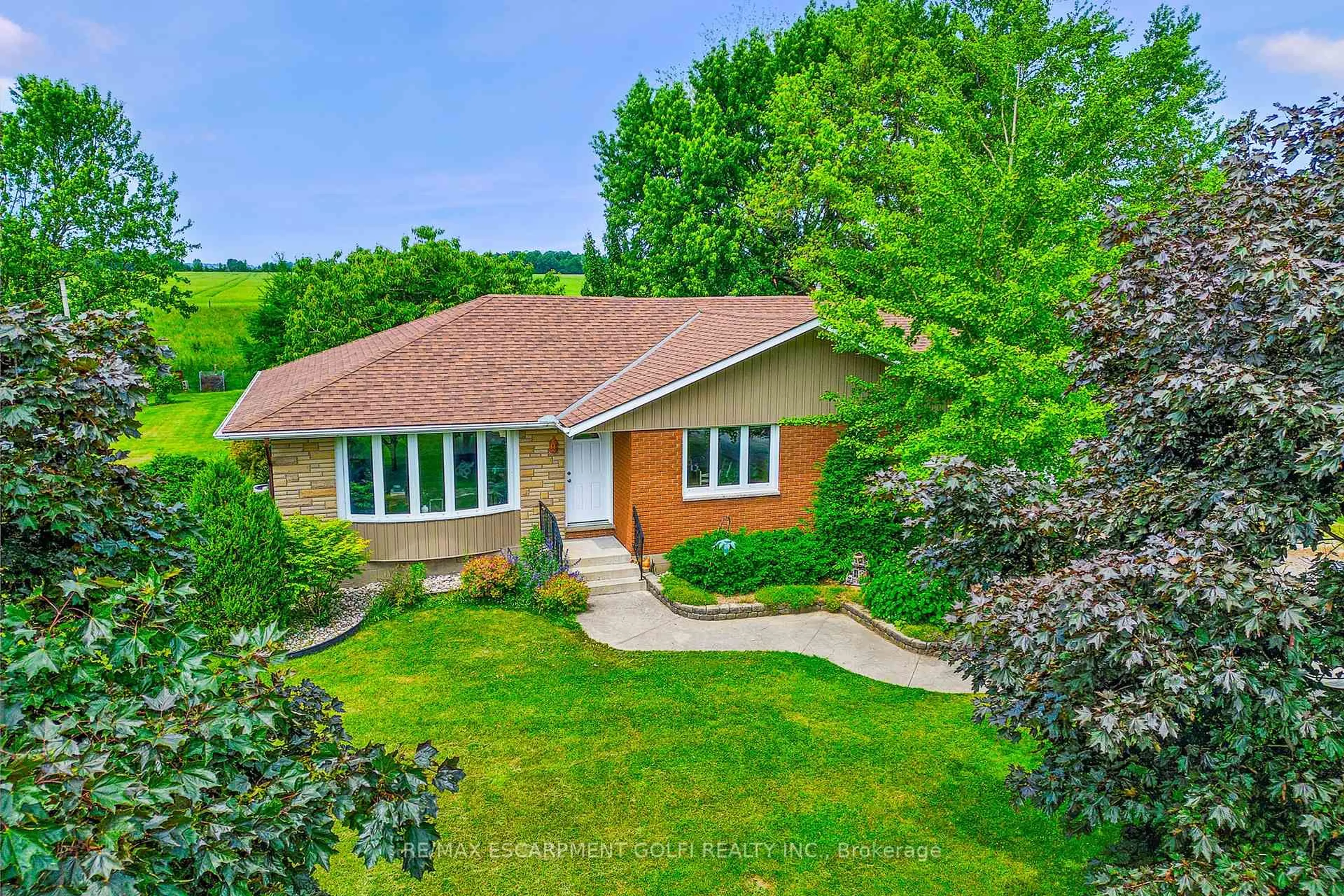 A pic from outside/outdoor area/front of a property/back of a property/a pic from drone, unknown for 2535 Highway 3, Haldimand Ontario N0A 1J0