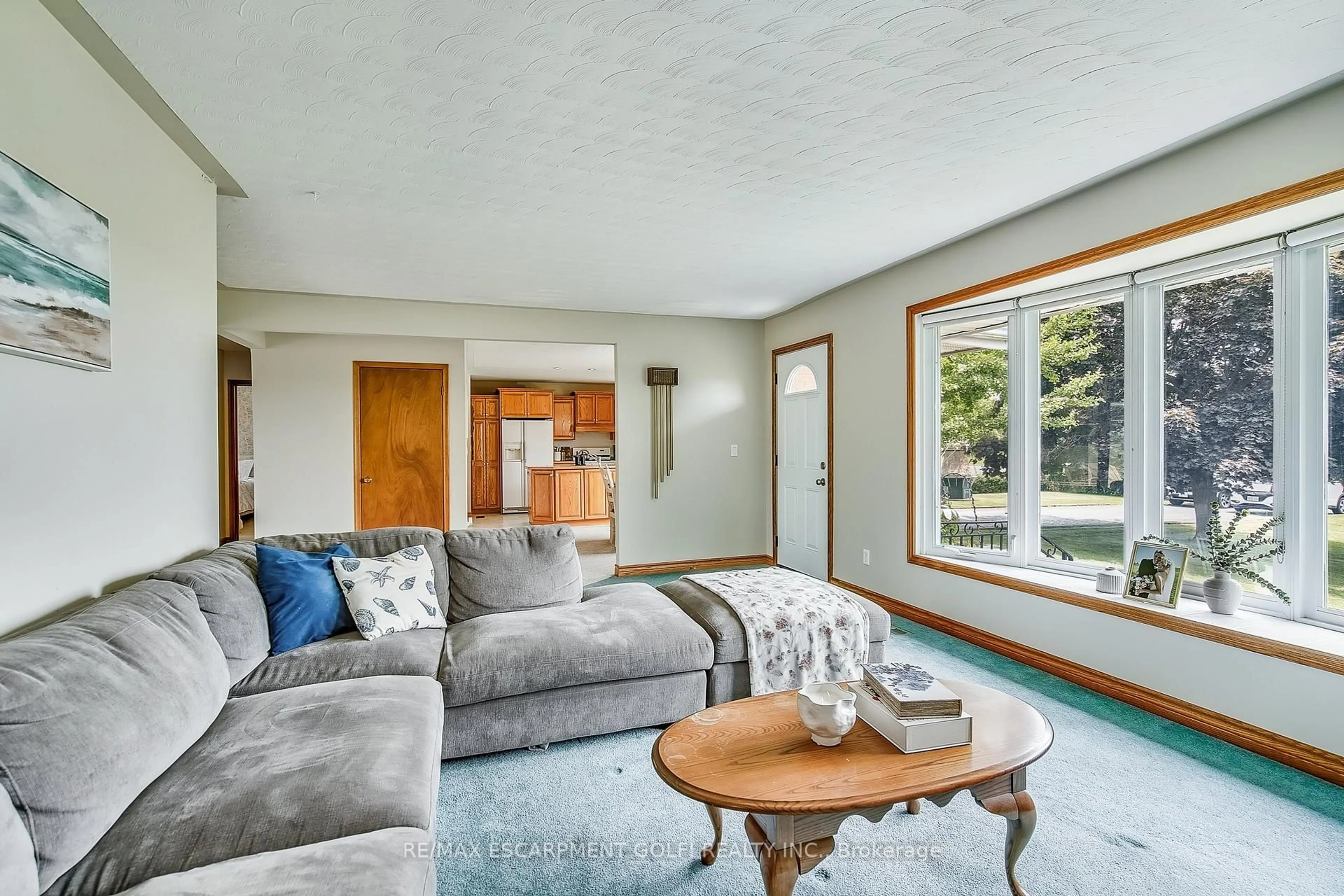 Living room with furniture, unknown for 2535 Highway 3, Haldimand Ontario N0A 1J0