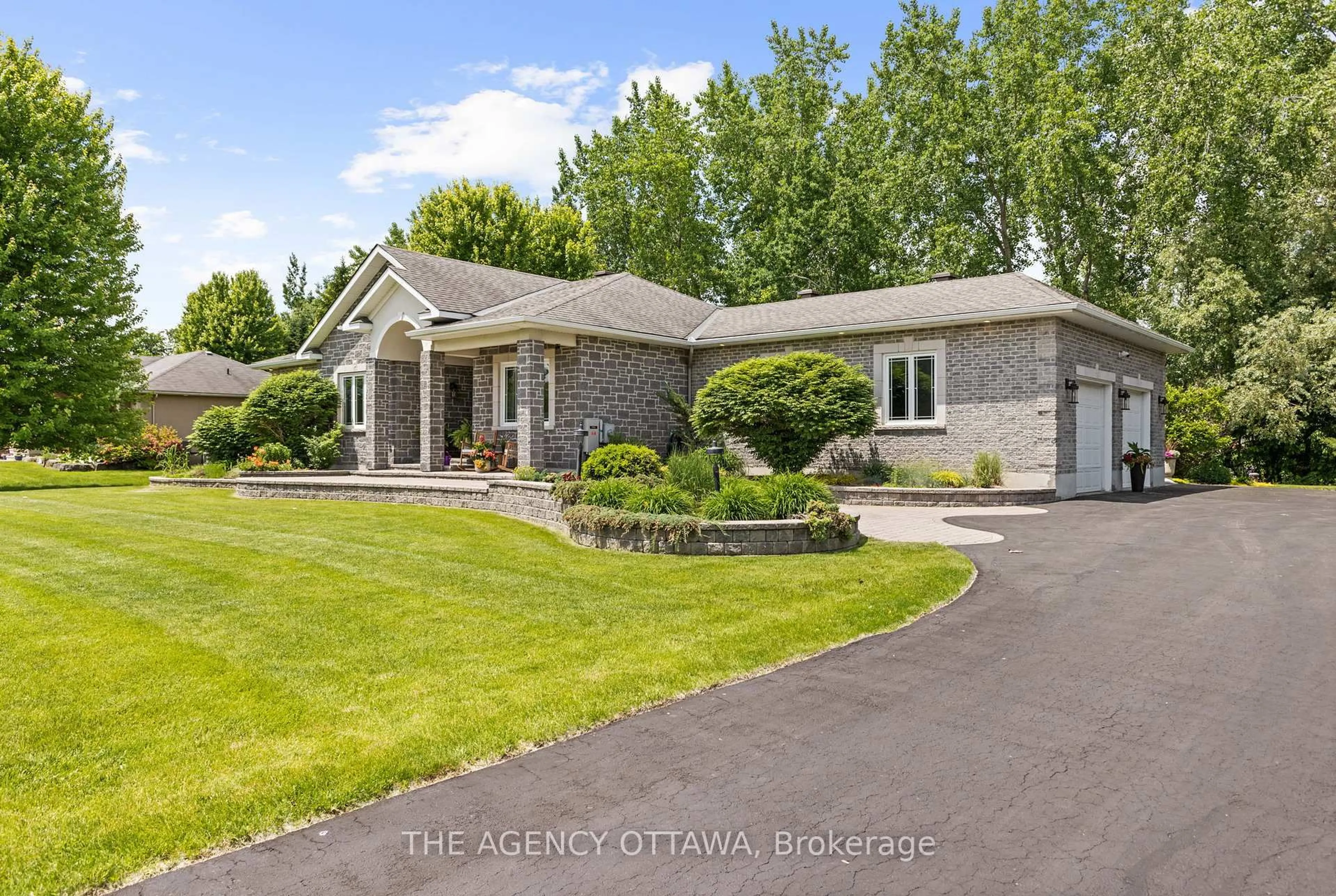 Unknown for 6957 Lake Forest Walk, Greely Ontario K4P 0A3