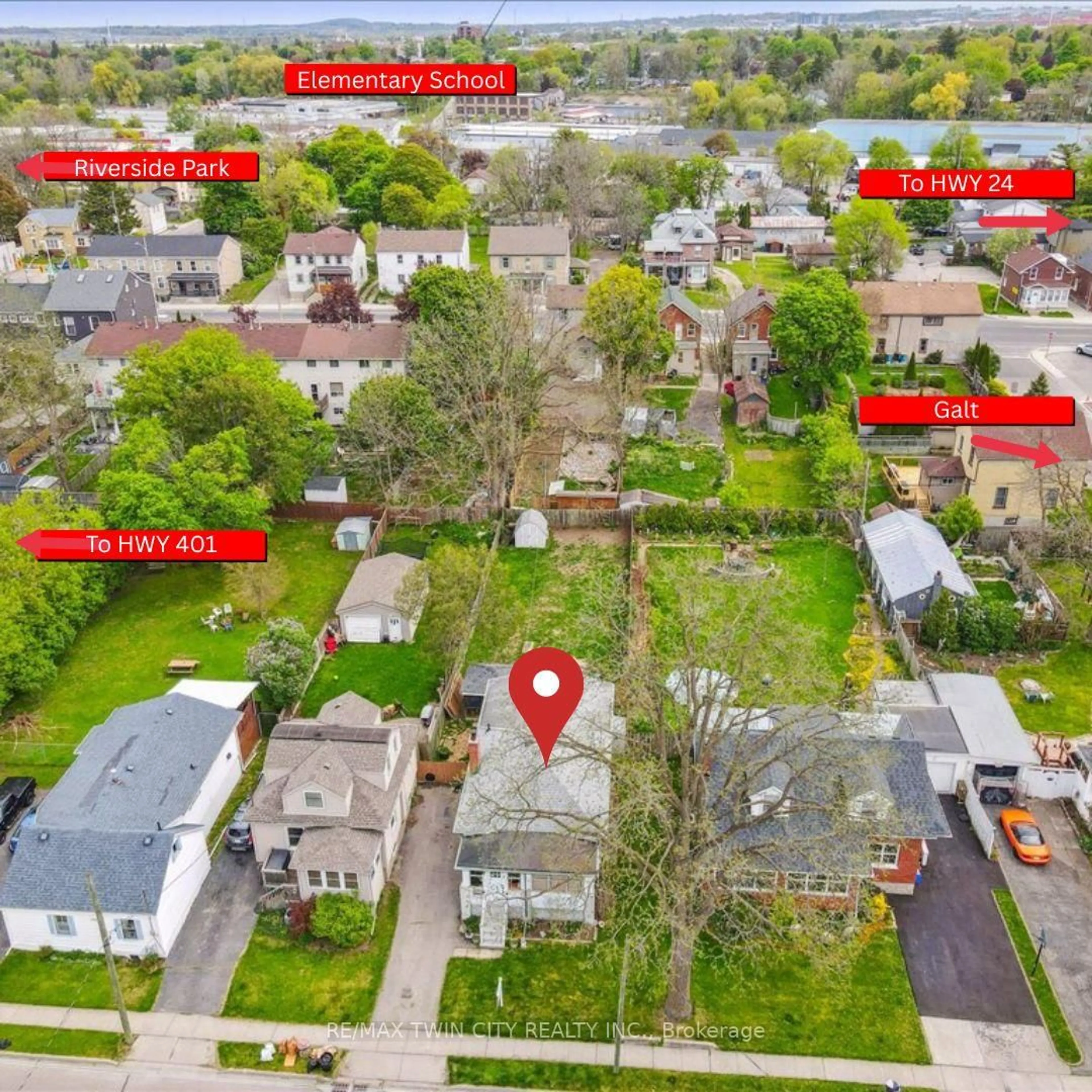 A pic from outside/outdoor area/front of a property/back of a property/a pic from drone, street for 1355 QUEENSTON Rd, Cambridge Ontario N3H 3L5