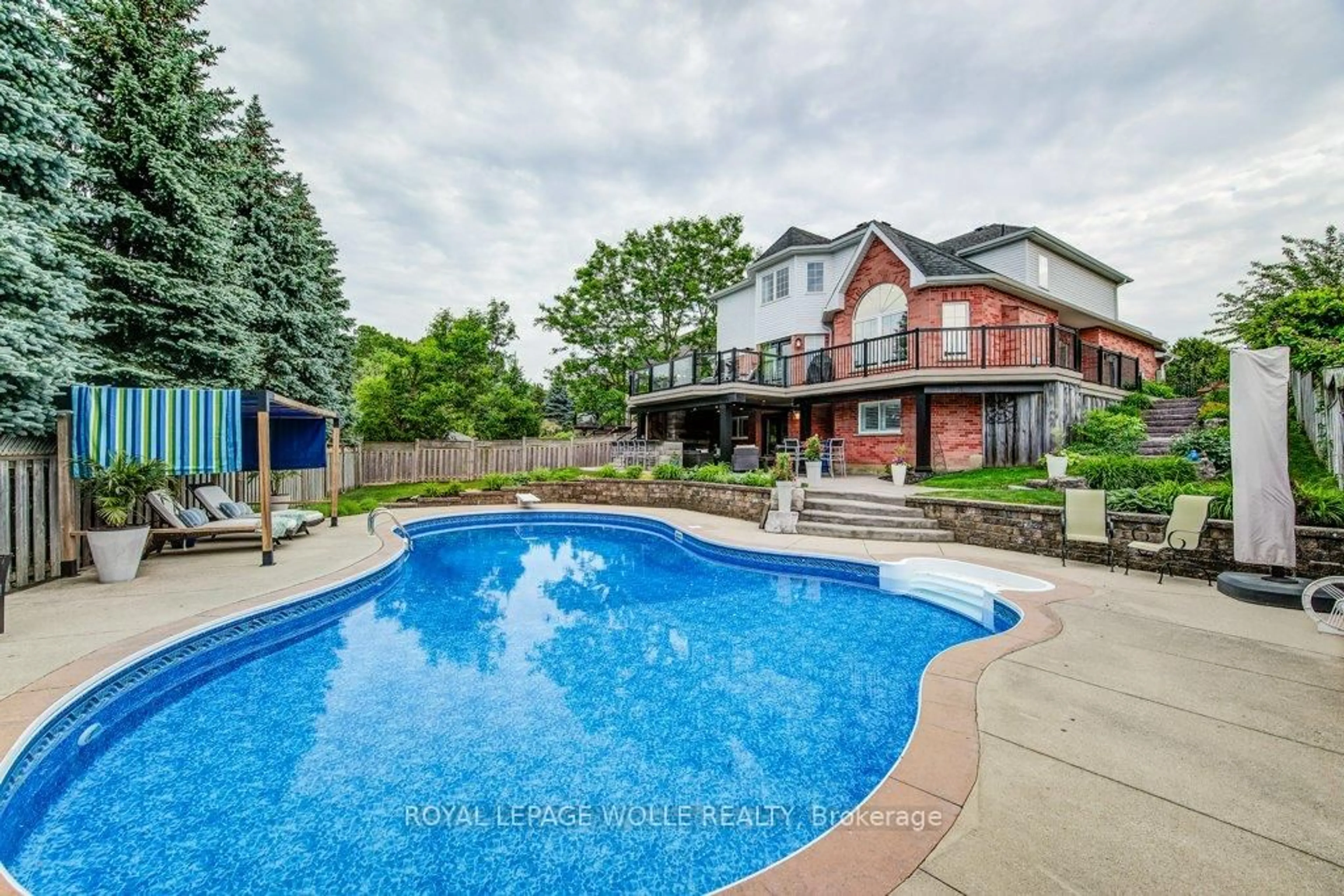 Pool for 47 Forest Breeze Crt, Kitchener Ontario N2N 3H9