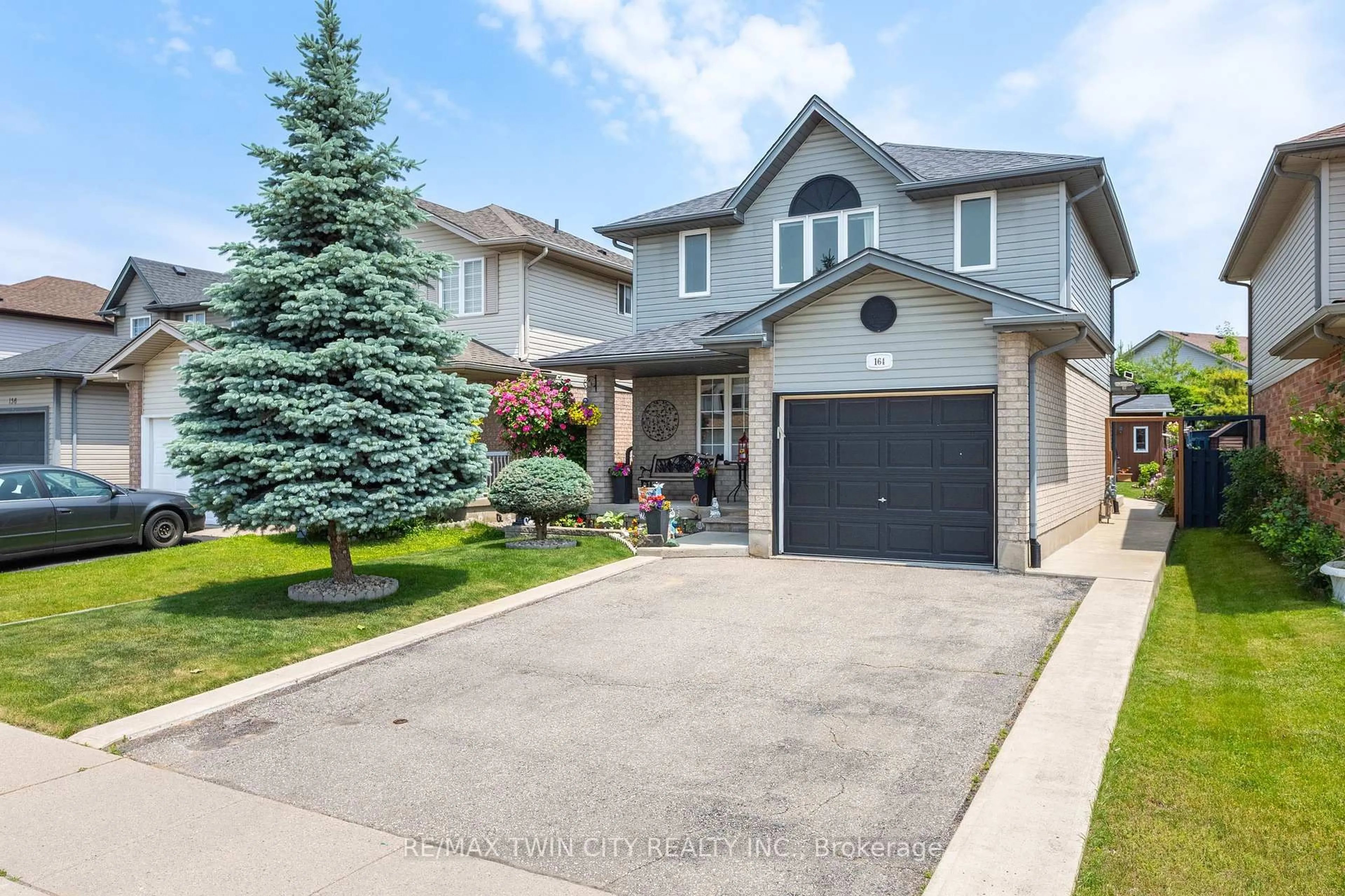 Unknown for 164 Whittaker Cres, Cambridge Ontario N1T 1Y8