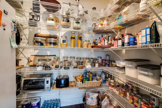 Additional property image - 1026 Beach Blvd