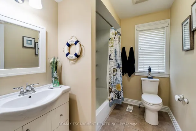 Additional property image - 1026 Beach Blvd