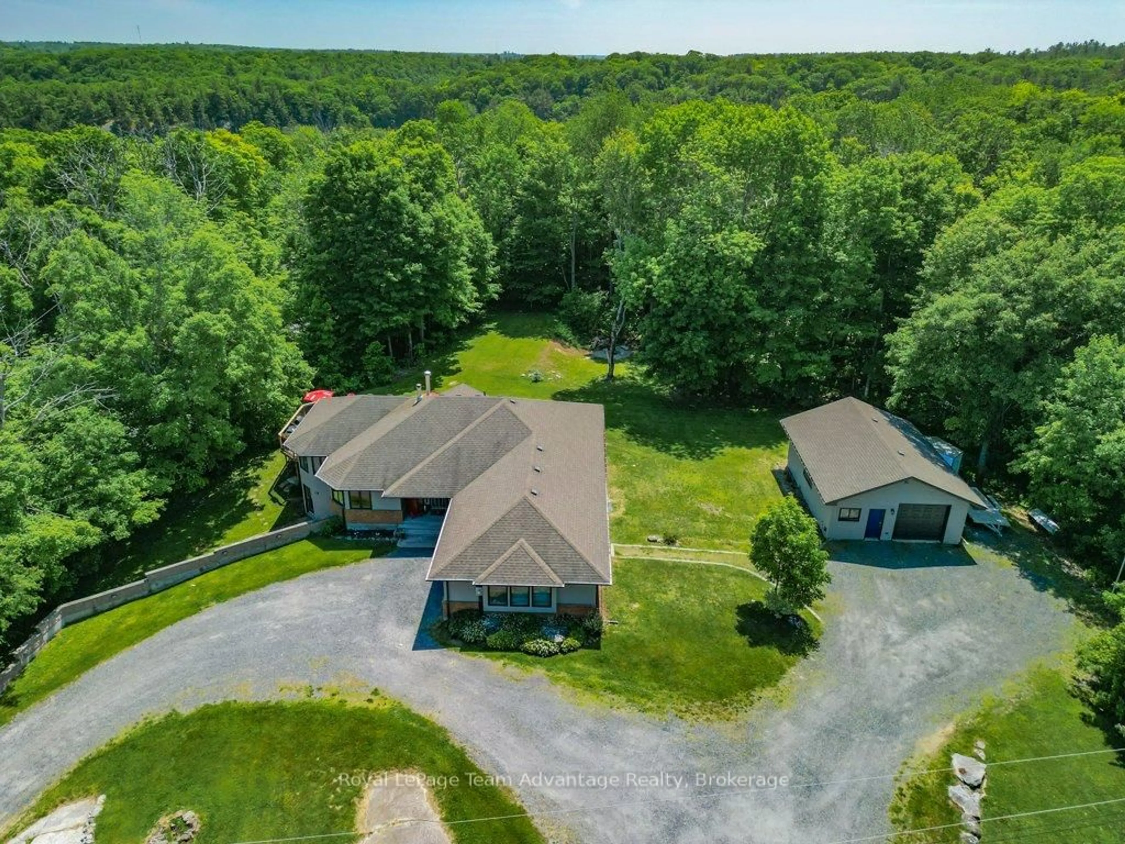 A pic from outside/outdoor area/front of a property/back of a property/a pic from drone, unknown for 13 Limbert Rd, McDougall Ontario P2A 2W9