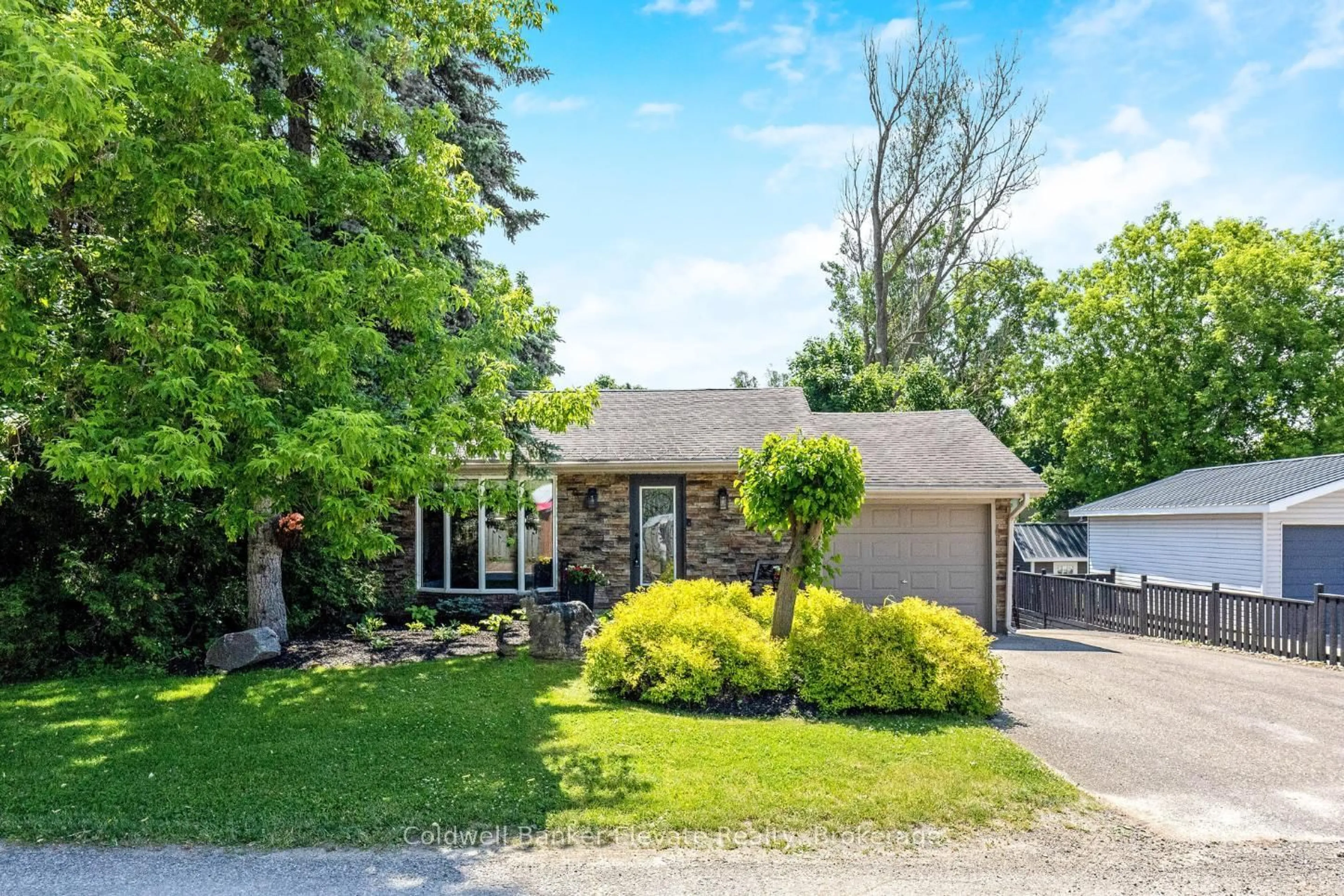 Unknown for 3 Lorne St, Erin Ontario N0B 1T0