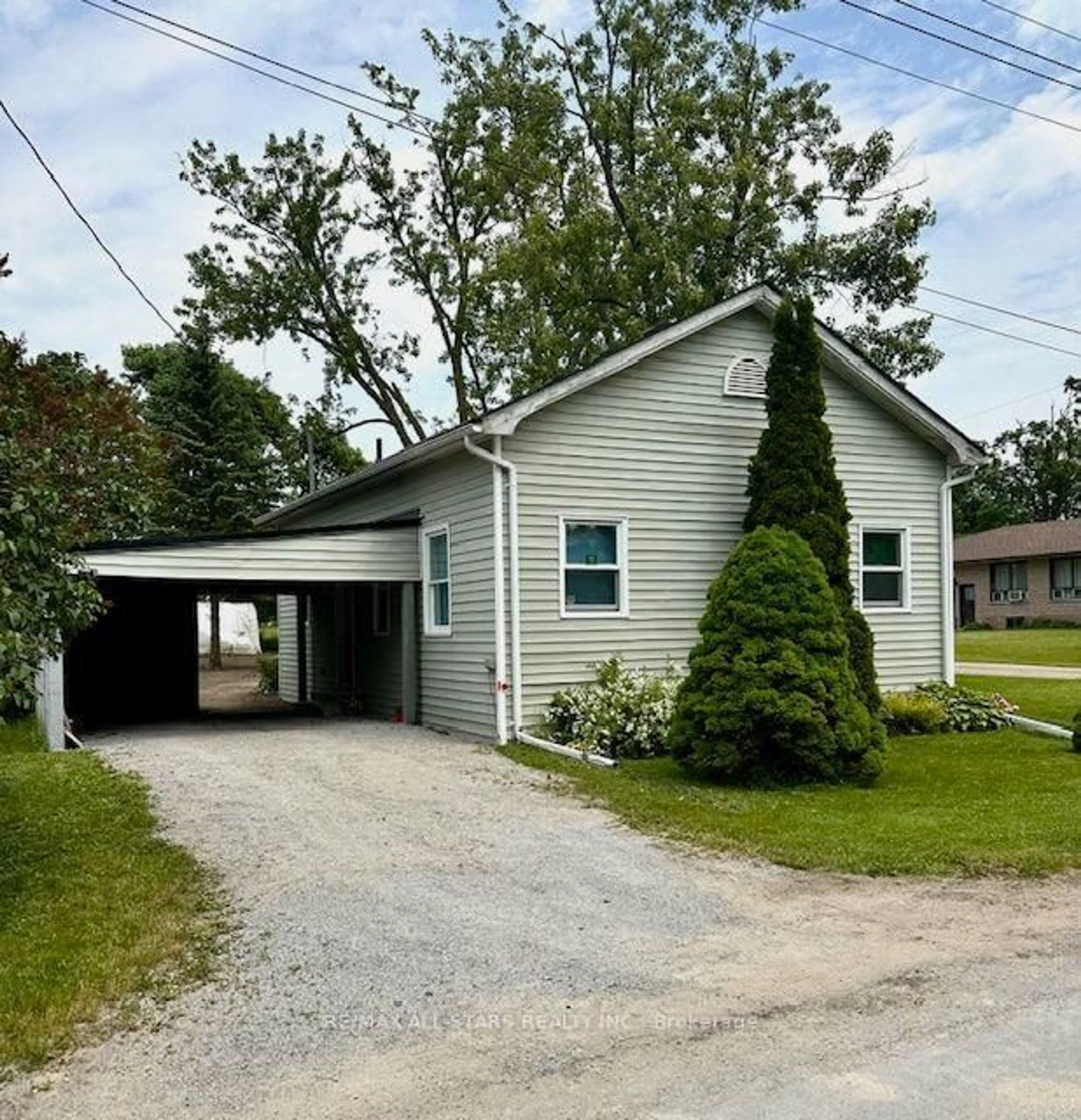 Unknown for 11 Church St, Kawartha Lakes Ontario K0M 2J0