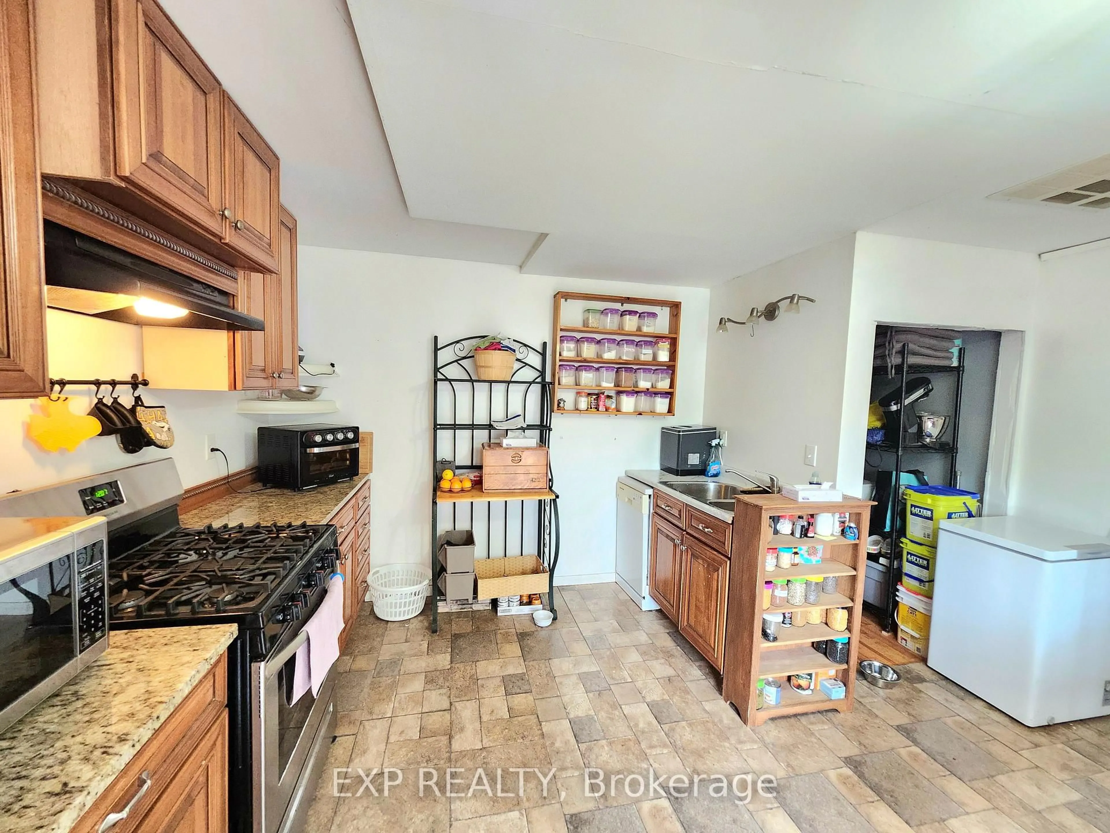 Unknown for 485 Dibble St, Prescott Ontario K0E 1T0