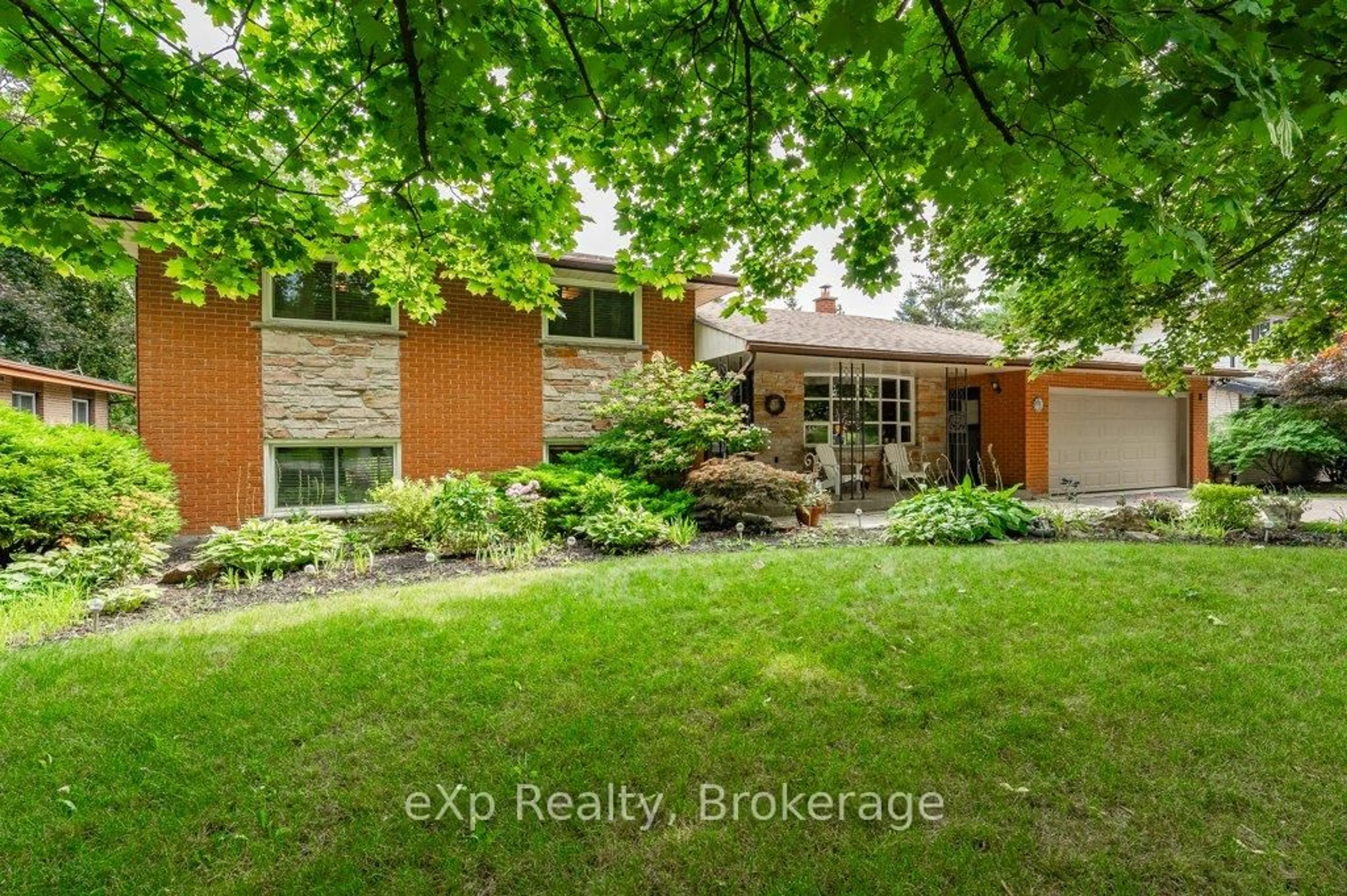 Unknown for 8 Malvern Cres, Guelph Ontario N1L 1G8