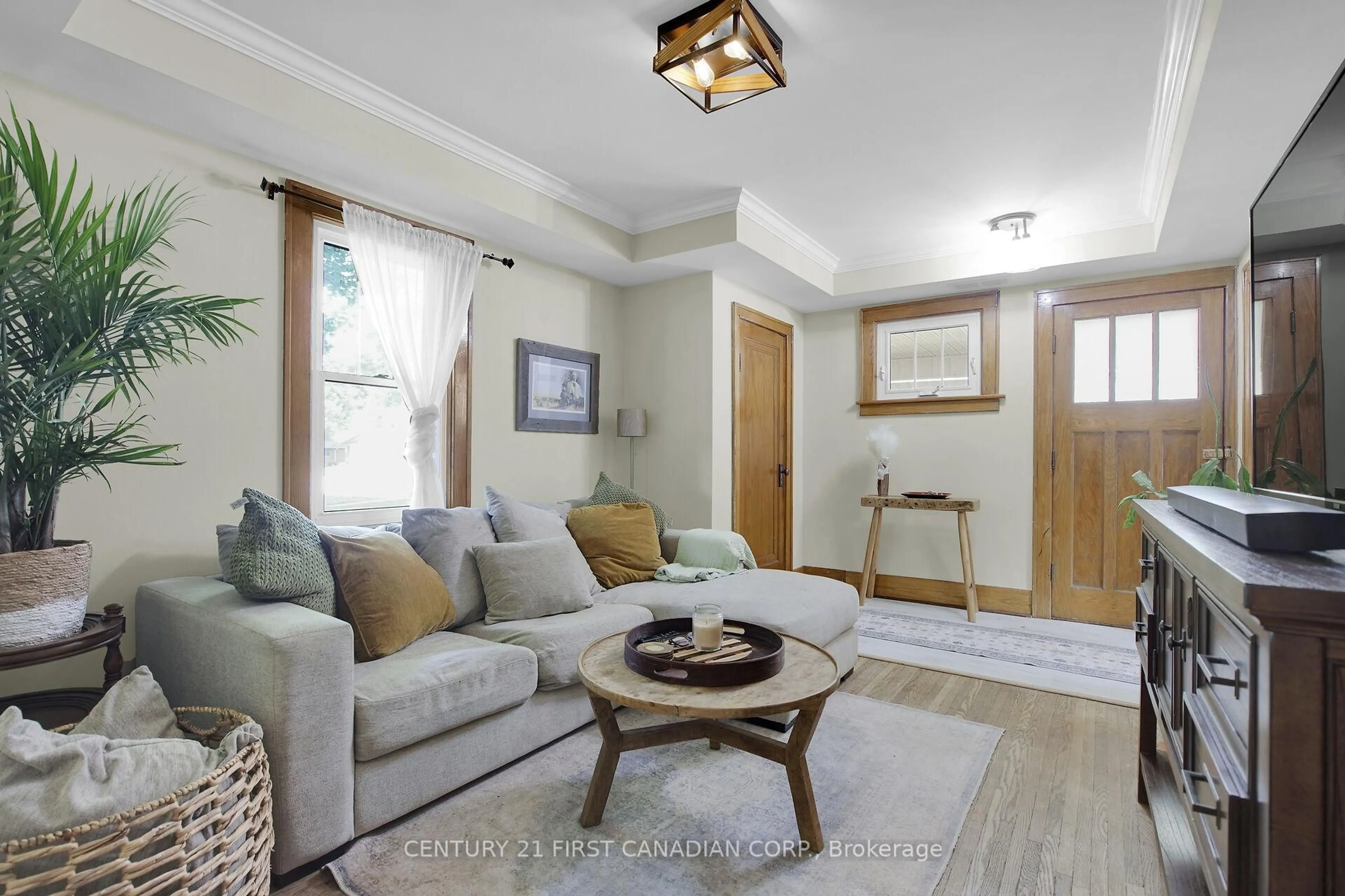 Living room with furniture, unknown for 196 Queen St, West Elgin Ontario N0L 2C0
