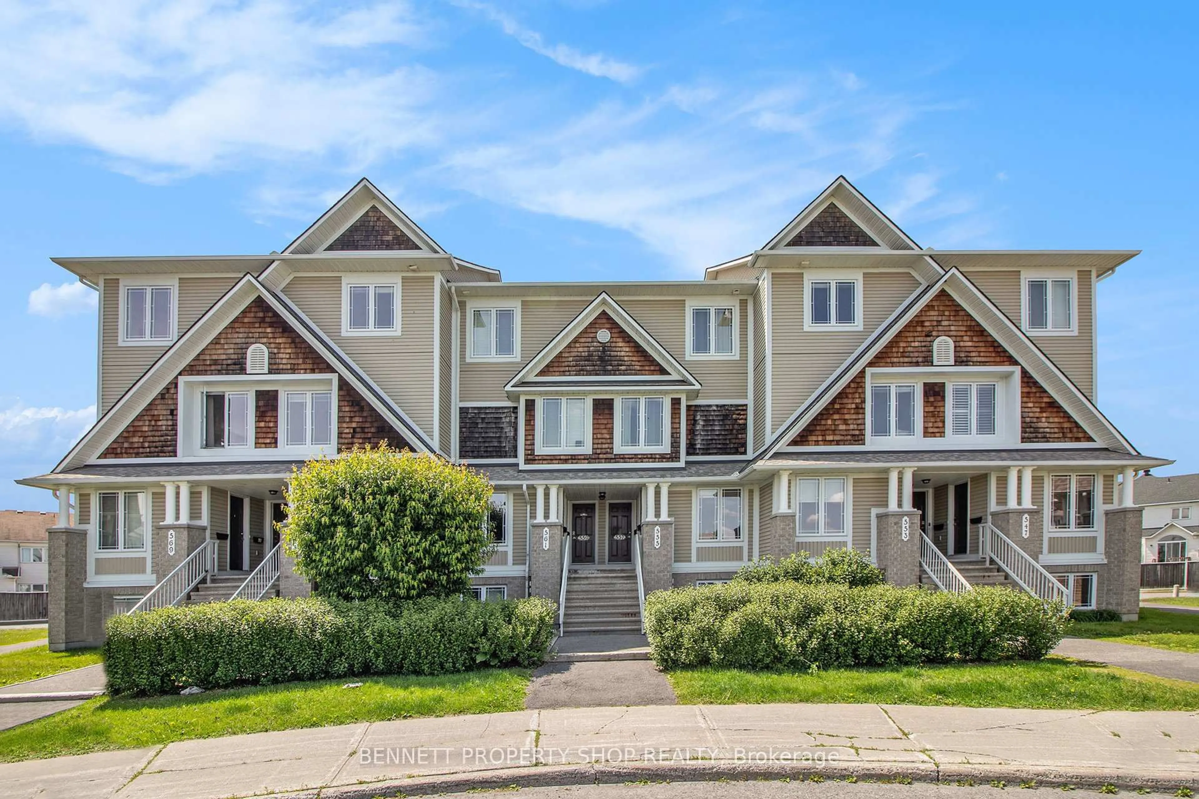 Unknown for 551 Lakeridge Dr, Ottawa Ontario K4A 0H4