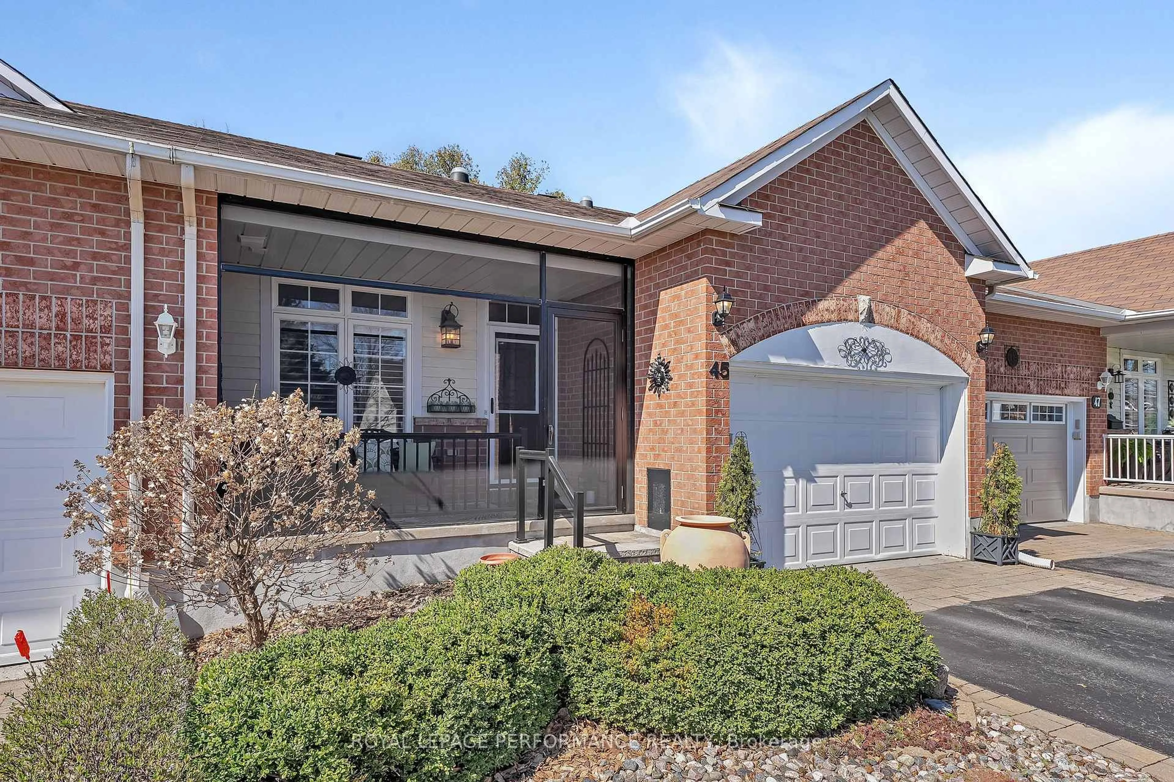 Home with brick exterior material, street for 45 Sable Run Dr, Stittsville Ontario K2S 1W8