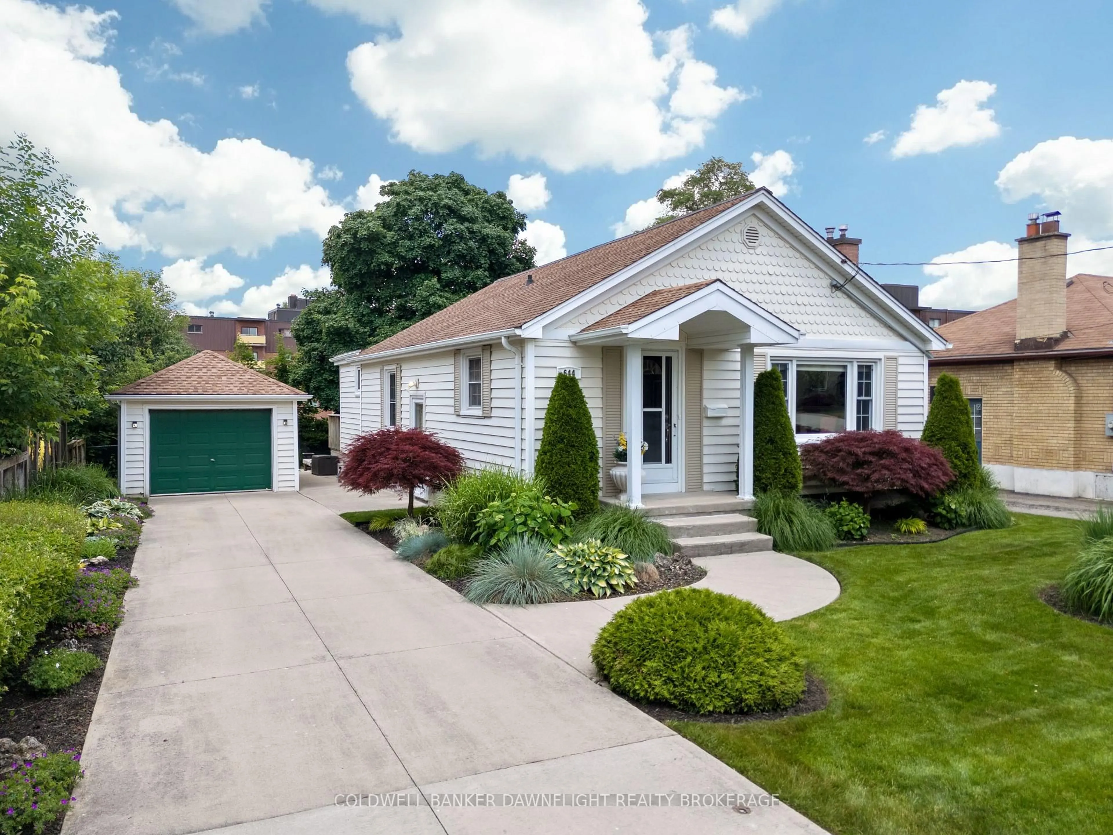 Home with vinyl exterior material, street for 644 Percy St, London South Ontario N6C 2L7