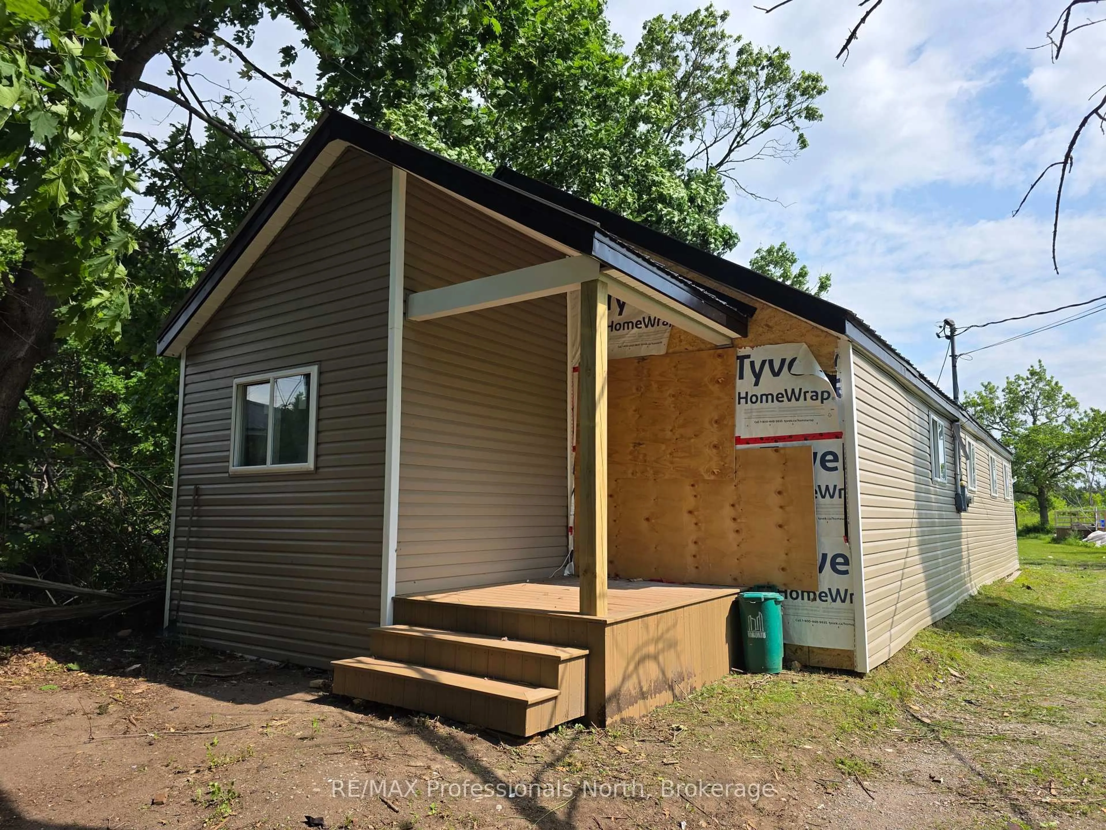 Shed for 298 County Road 8, Kawartha Lakes Ontario K0M 1N0