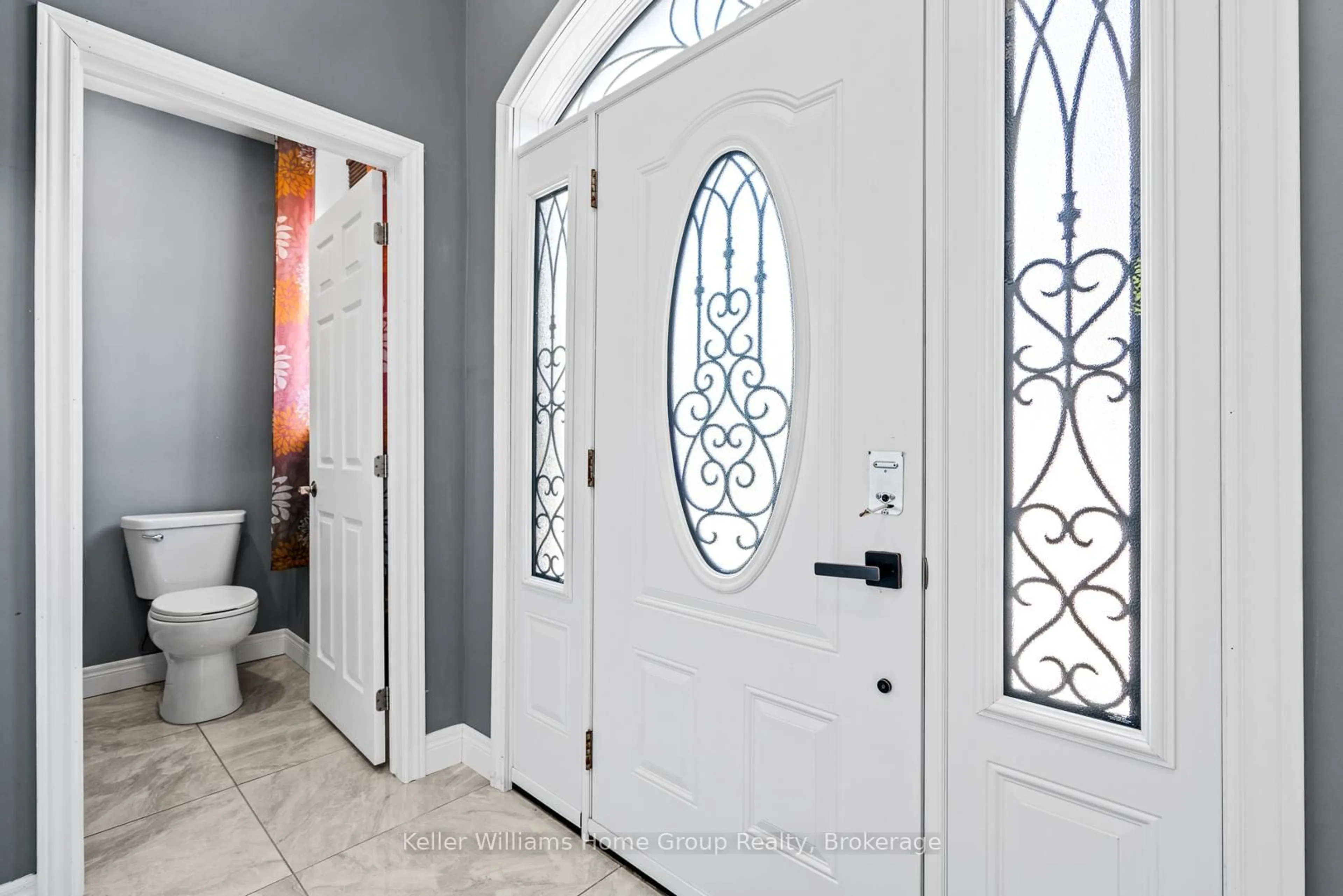 Indoor entryway for 202 Ellen St, North Perth Ontario N0G 1B0