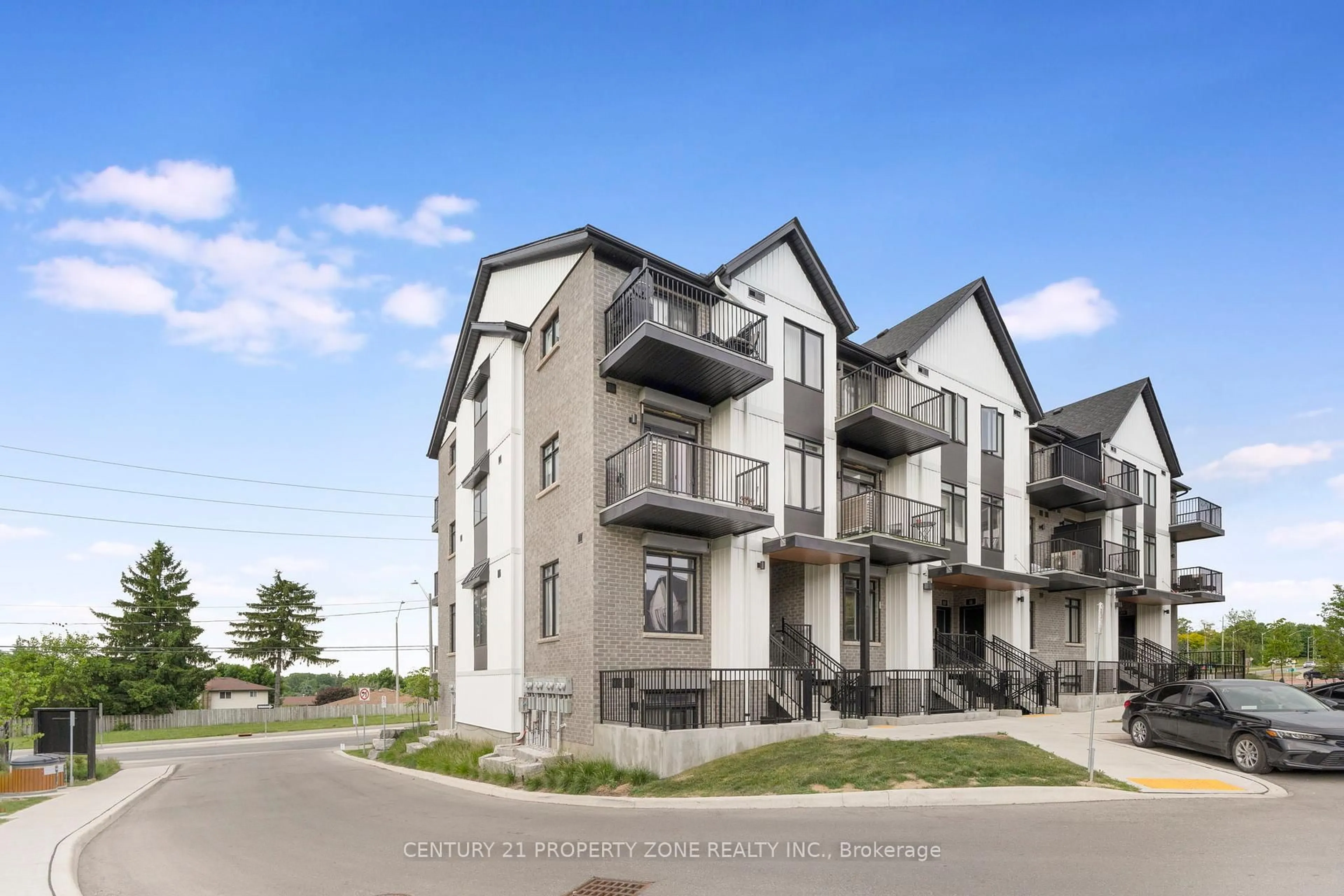 A pic from outside/outdoor area/front of a property/back of a property/a pic from drone, unknown for 405 Myers Rd #2, Cambridge Ontario N1P 0B6