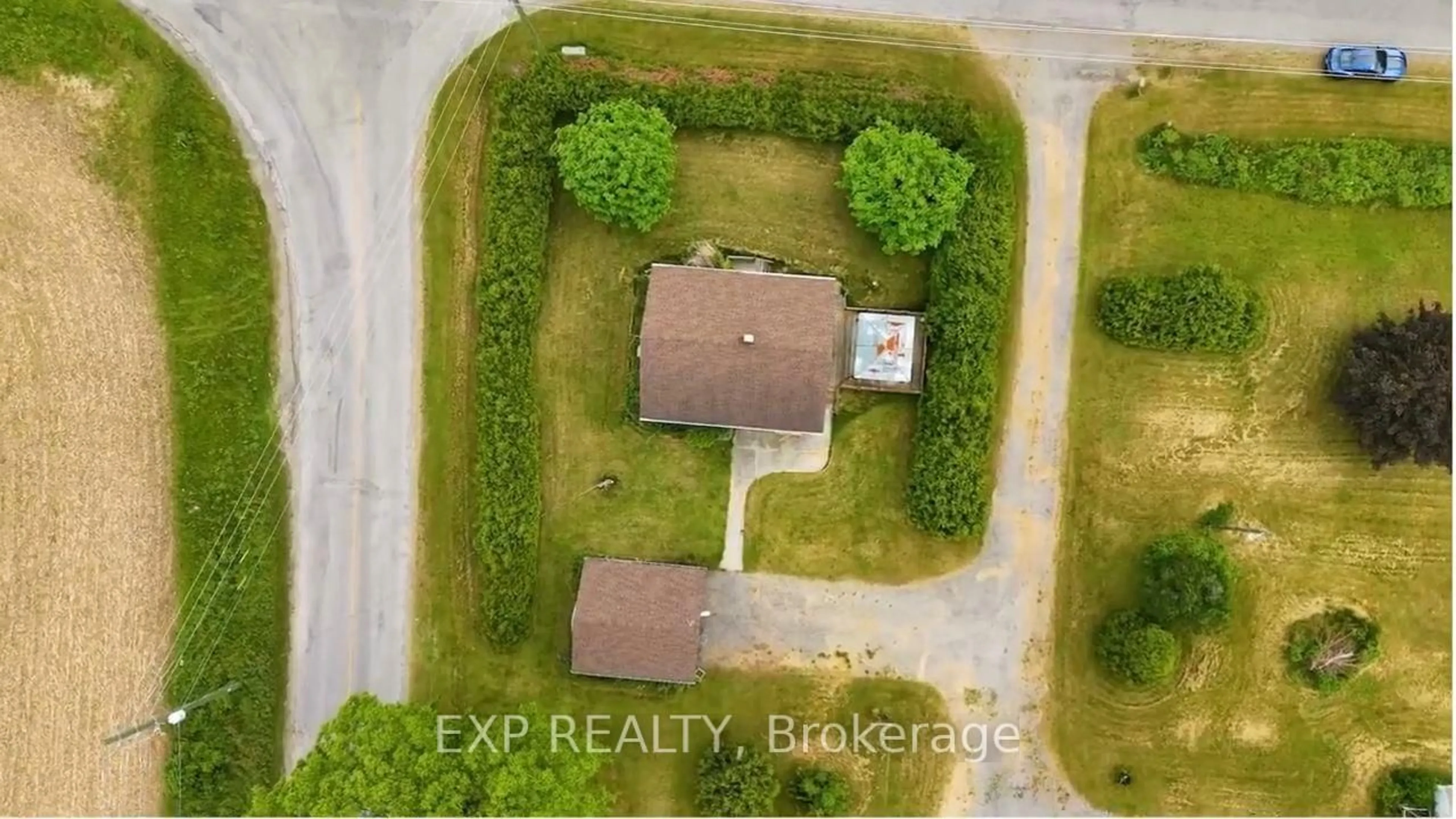 A pic from outside/outdoor area/front of a property/back of a property/a pic from drone, building for 1421 WINDHAM Rd #13, Norfolk Ontario N3Y 4K6