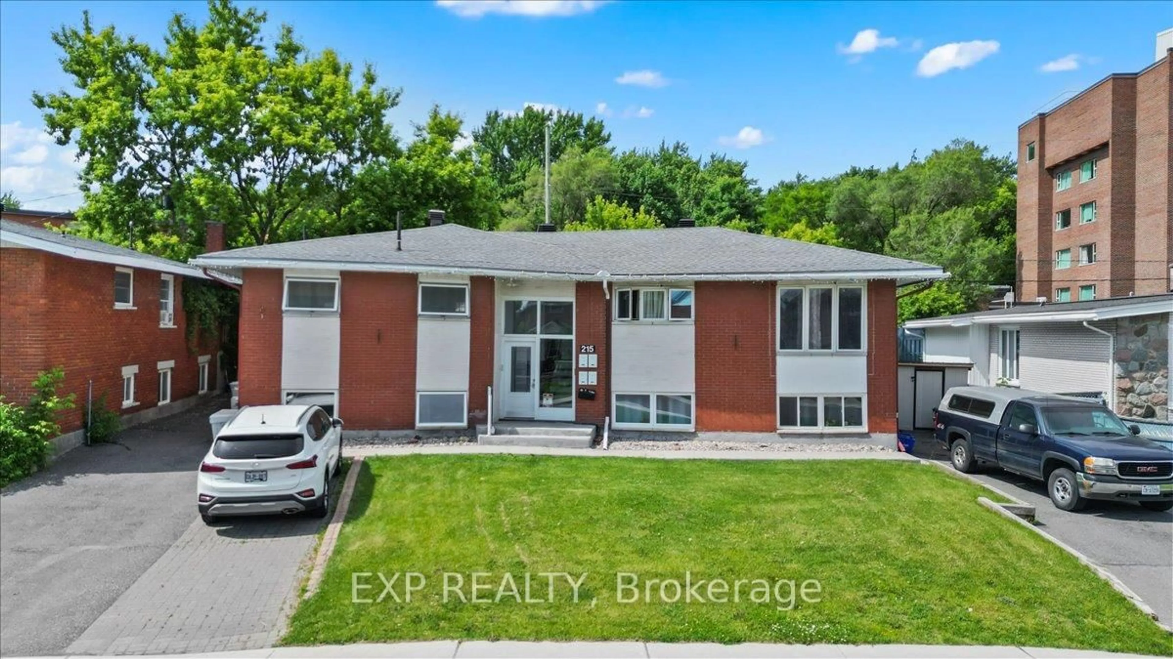 Home with brick exterior material, street for 215 Lavergne St, Ottawa Ontario K1L 5E4