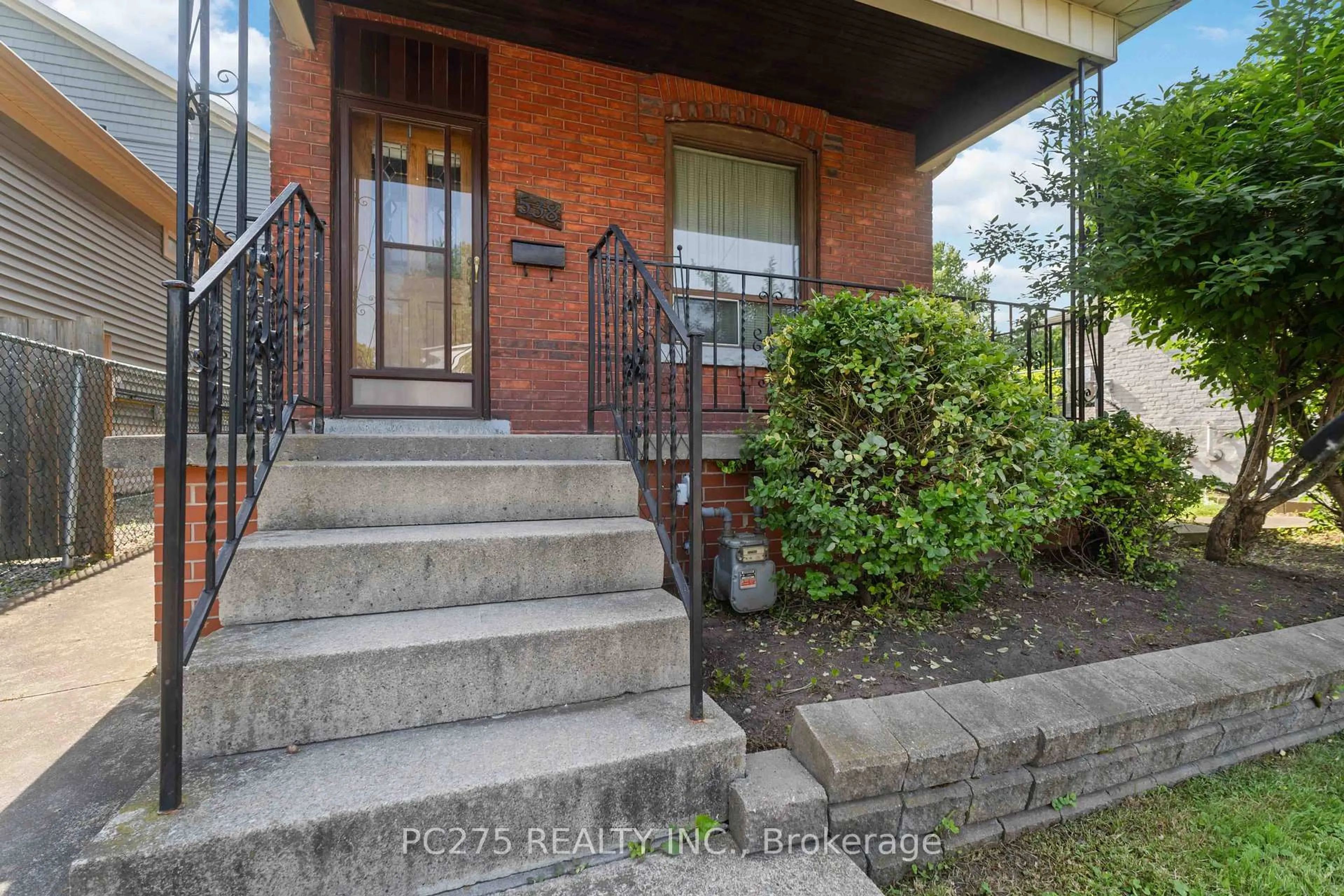 Unknown for 538 Hughson St, Hamilton Ontario L8L 4N9