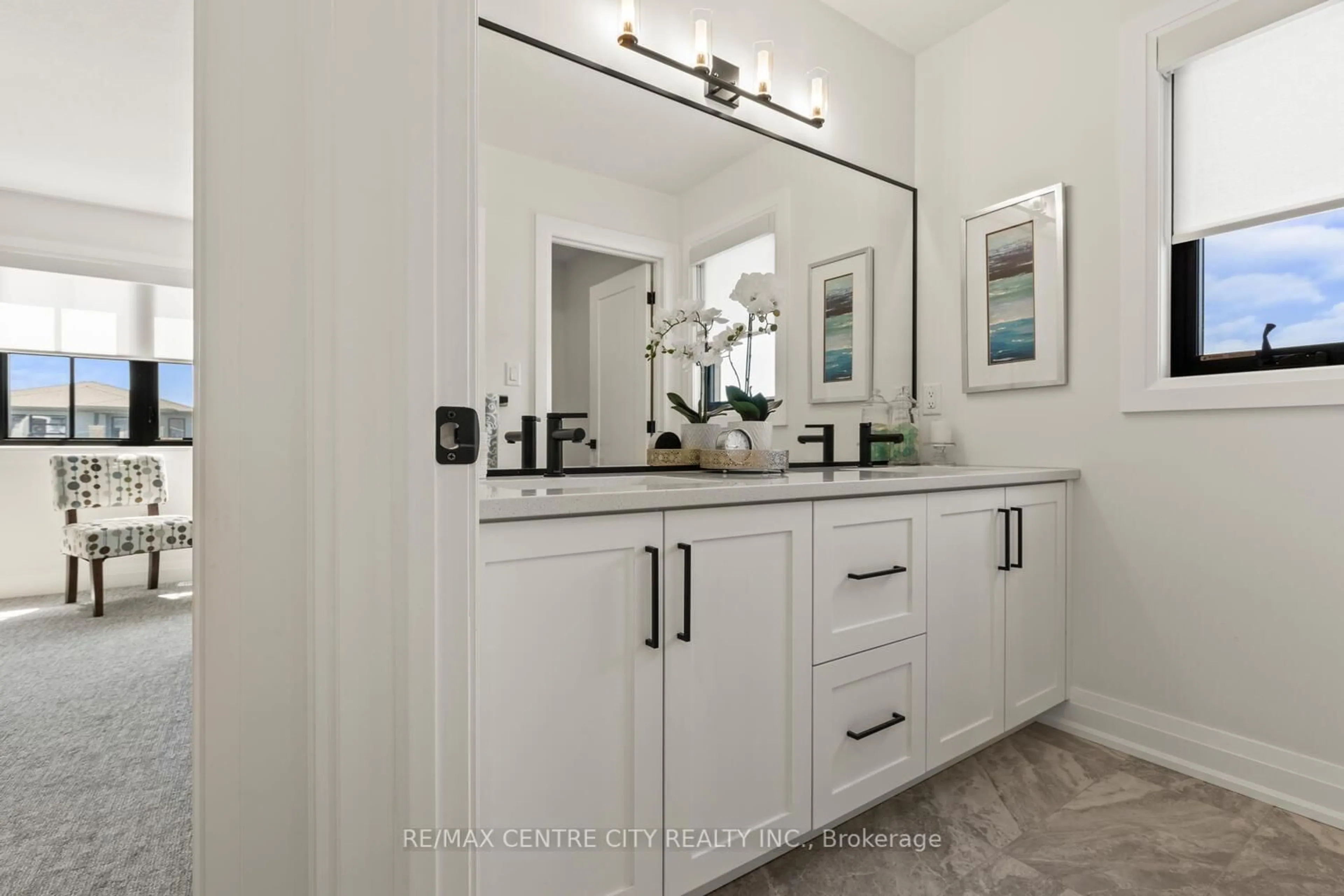 Contemporary bathroom, ceramic/tile floor for 1894 Fountain Grass Dr, London South Ontario N6K 4P9