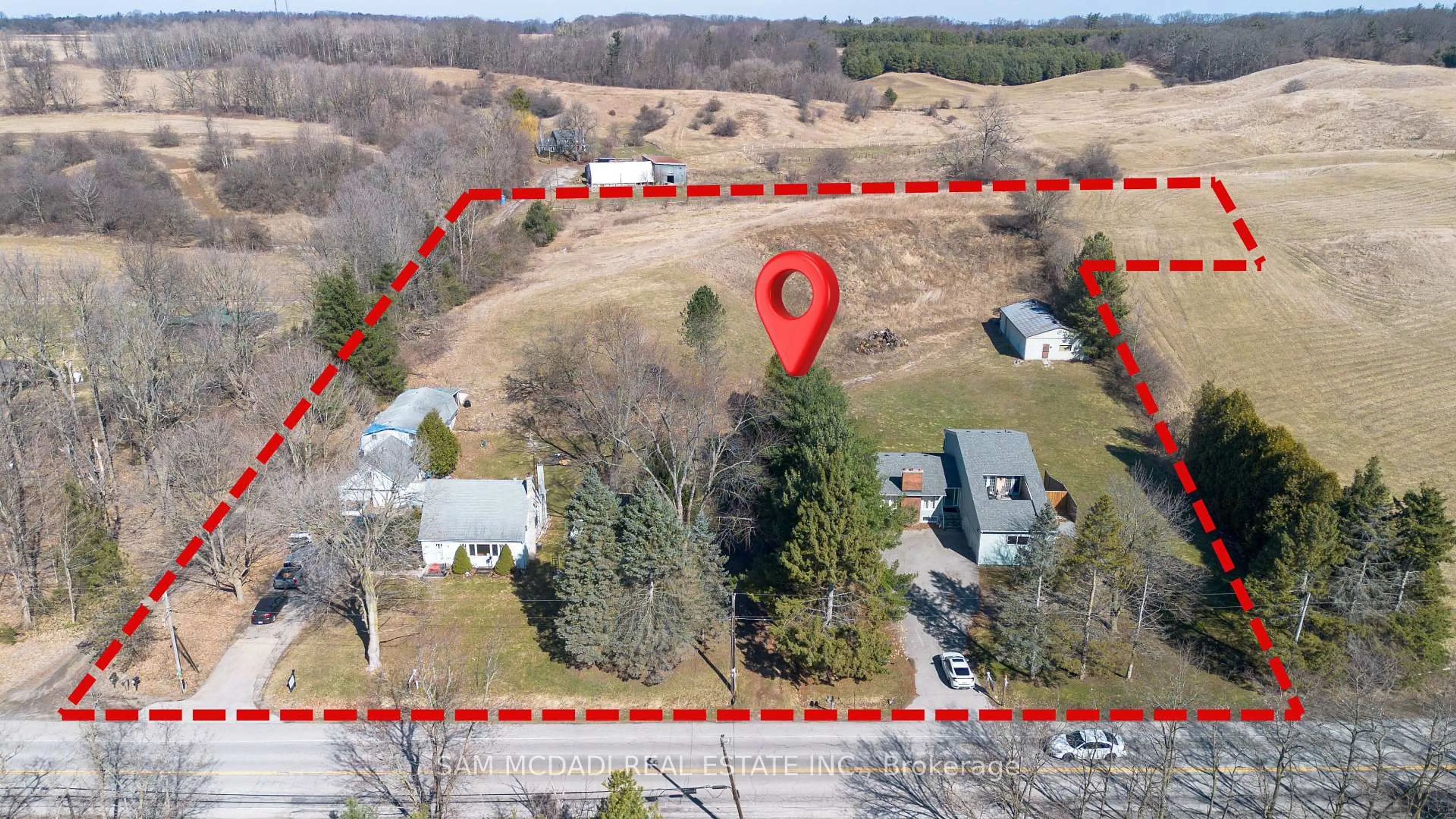 A pic from outside/outdoor area/front of a property/back of a property/a pic from drone, street for 855-867 Jerseyville Rd, Hamilton Ontario L0R 1R0
