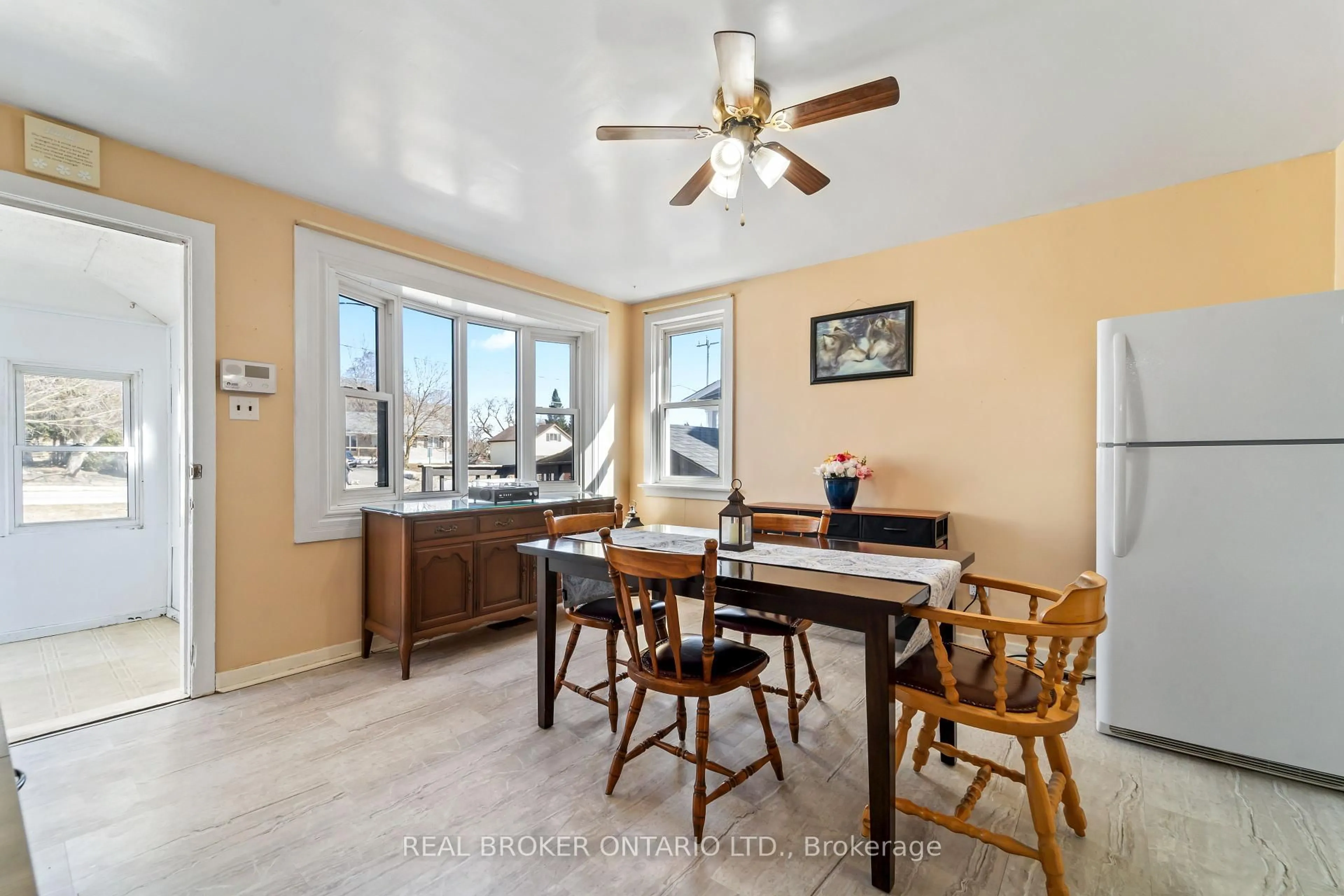 Dining room, unknown for 248 Bruce St, West Grey Ontario N0G 1R0
