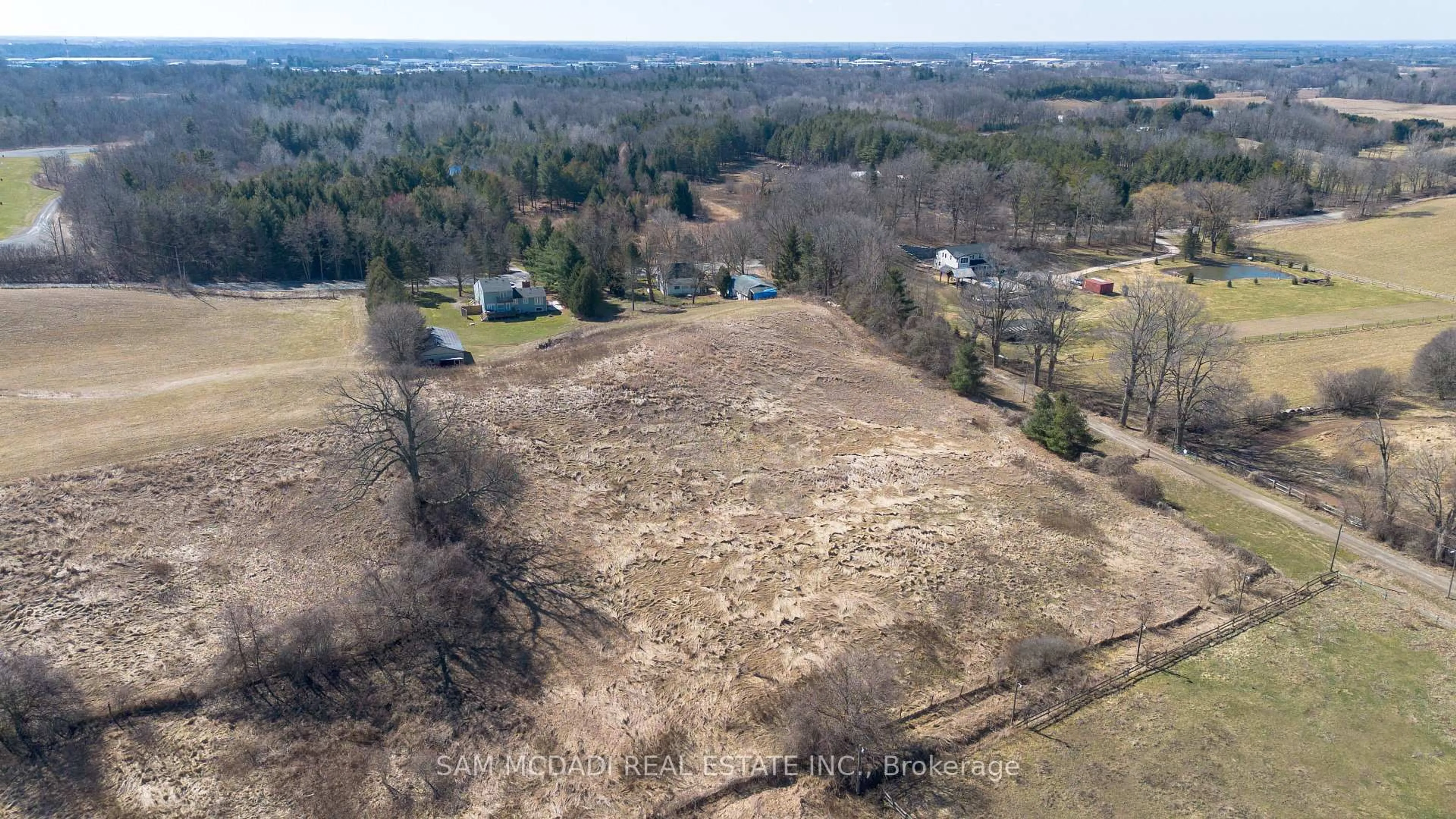 A pic from outside/outdoor area/front of a property/back of a property/a pic from drone, unknown for 855-867 Jerseyville Rd, Hamilton Ontario L0R 1R0
