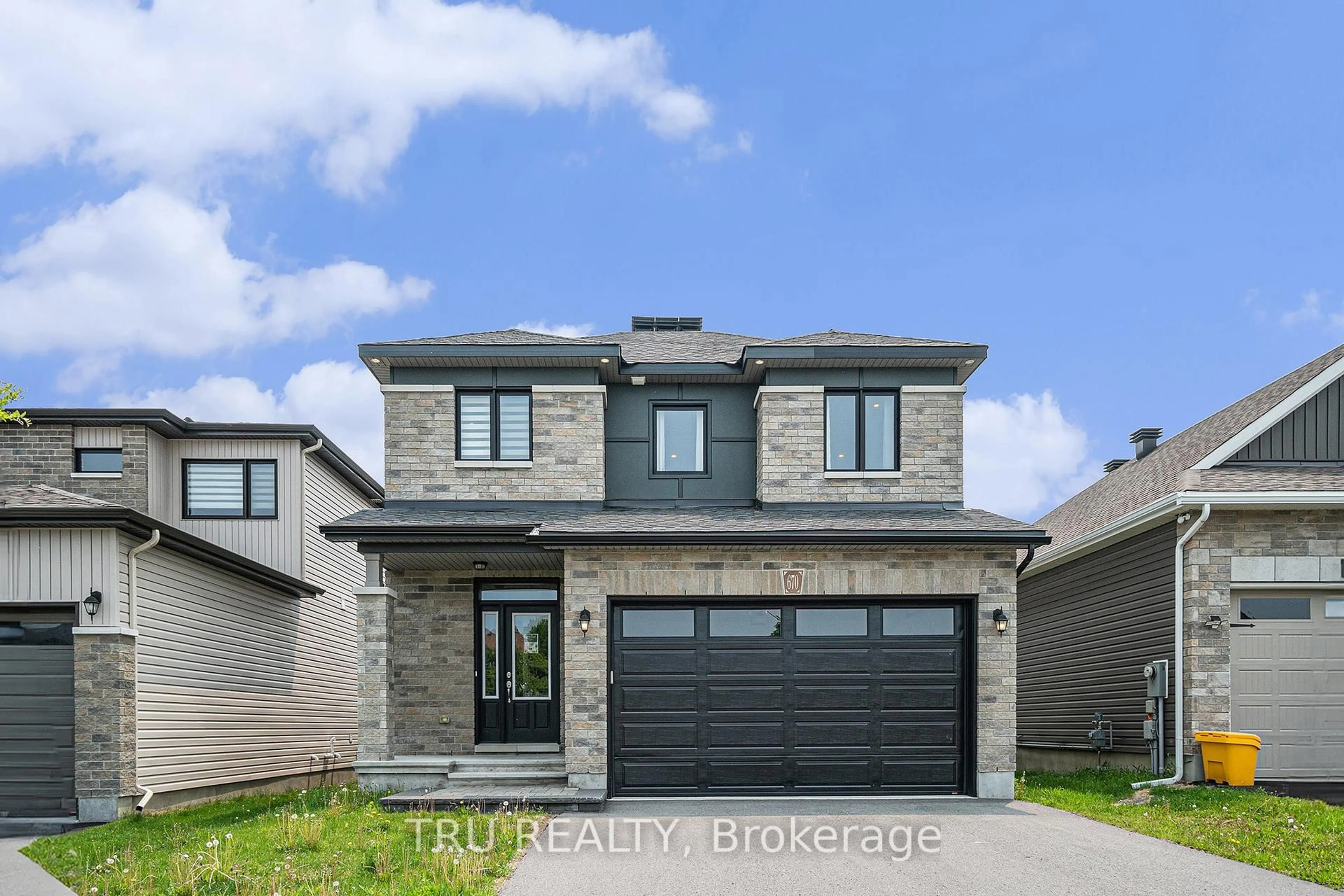 Home with brick exterior material, street for 670 Parade Dr, Ottawa Ontario K2S 1B8