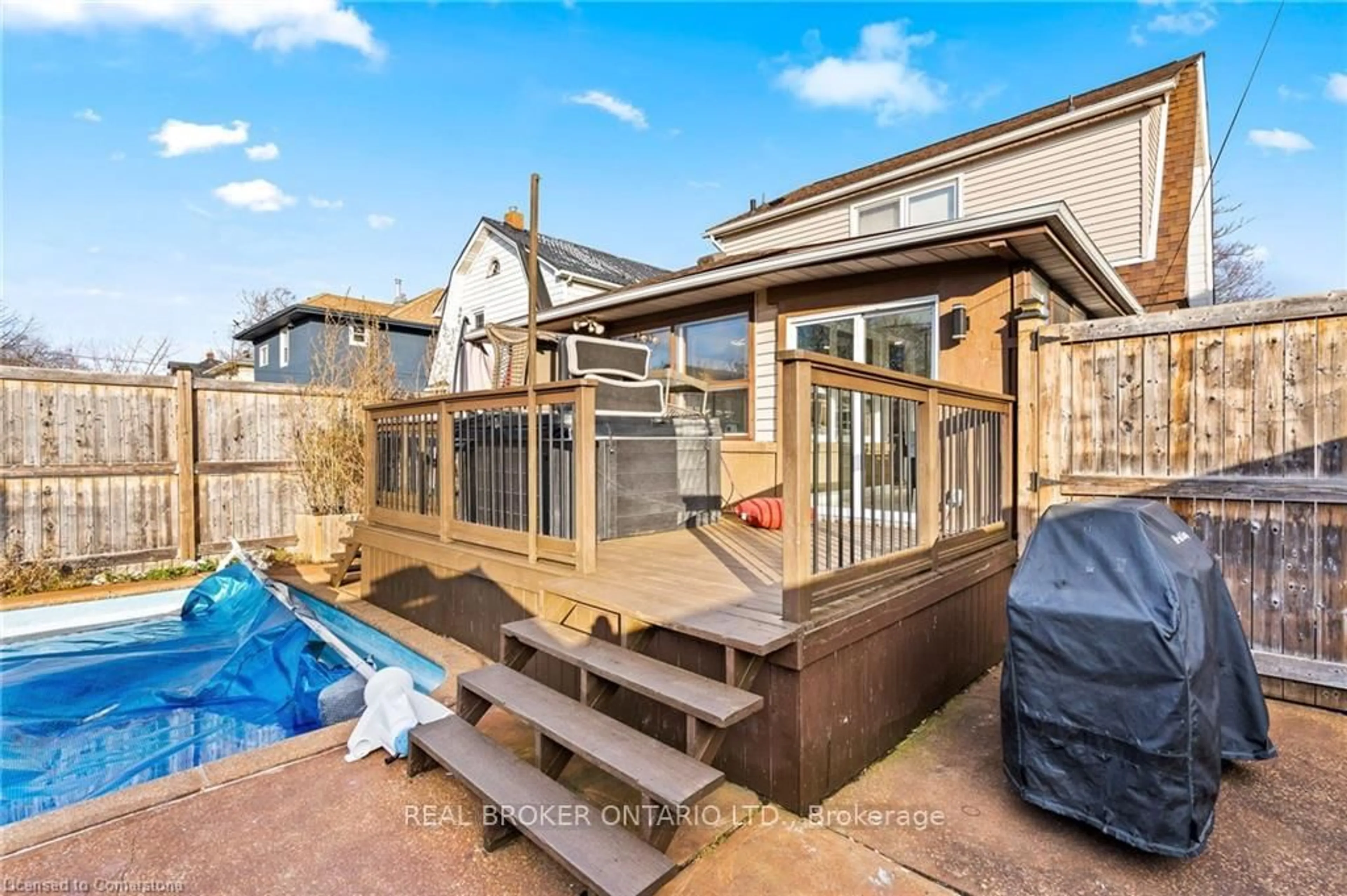 Unknown for 5317 Third Ave, Niagara Falls Ontario L2E 4M6