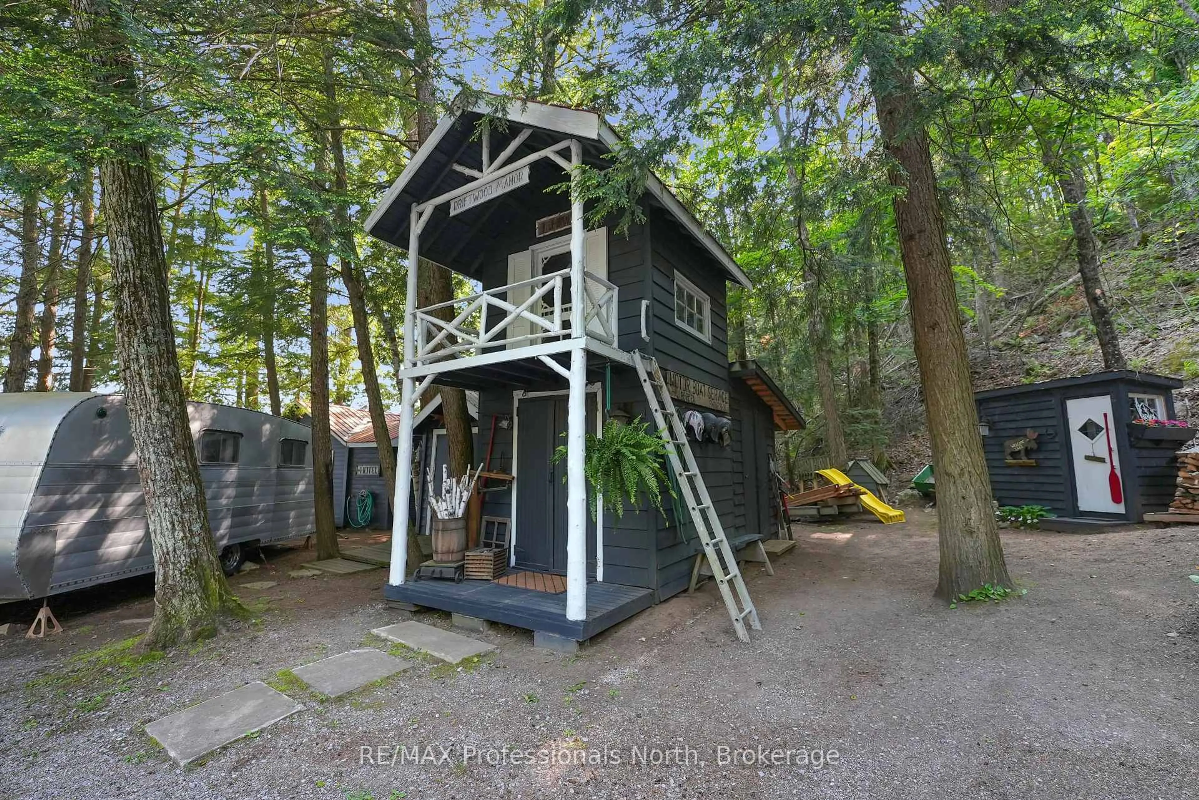 Shed for 61 Fr 327a Rd, Trent Lakes Ontario K0M 2A0