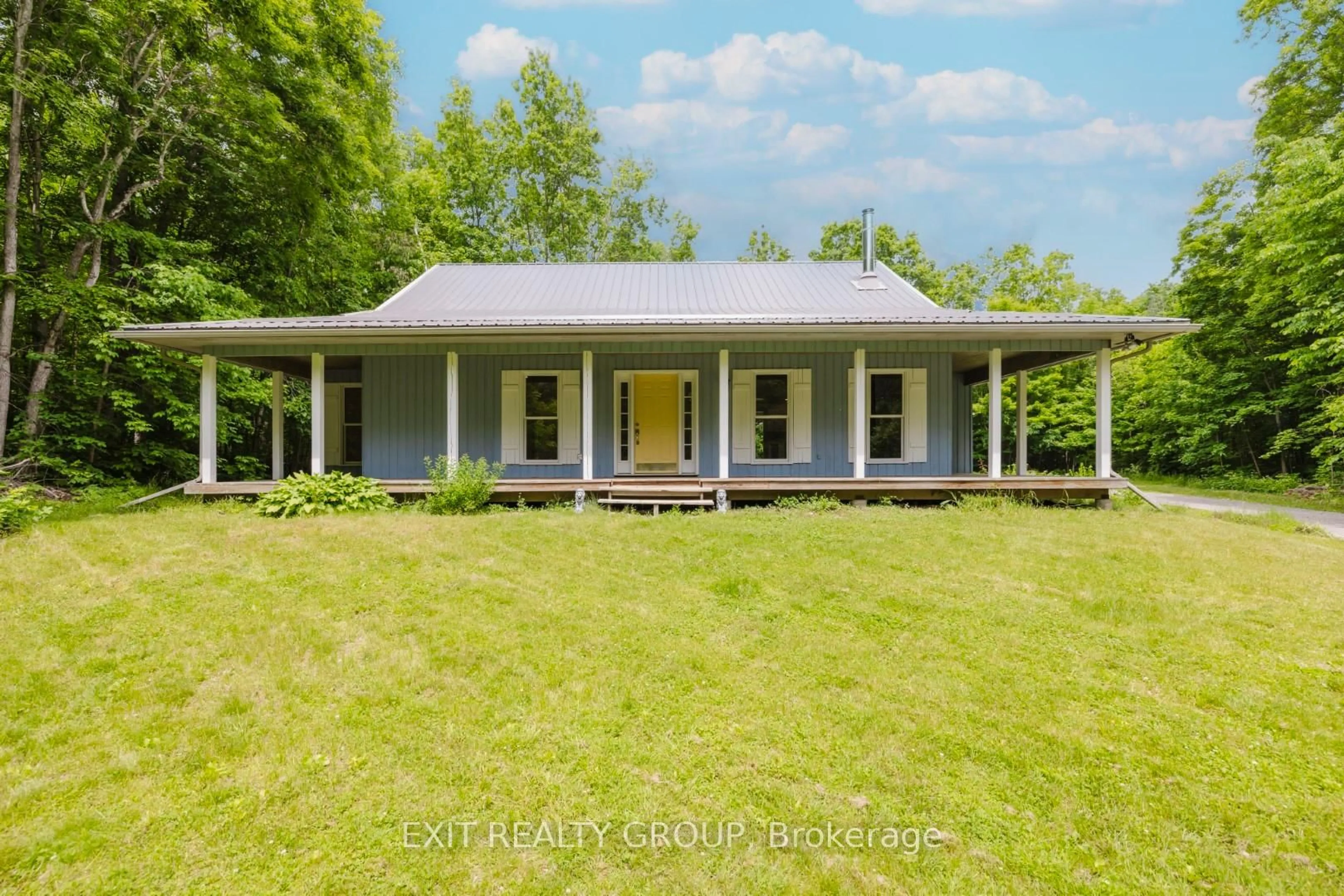 A pic from outside/outdoor area/front of a property/back of a property/a pic from drone, building for 461 Douglas Rd, Madoc Ontario K0K 2K0