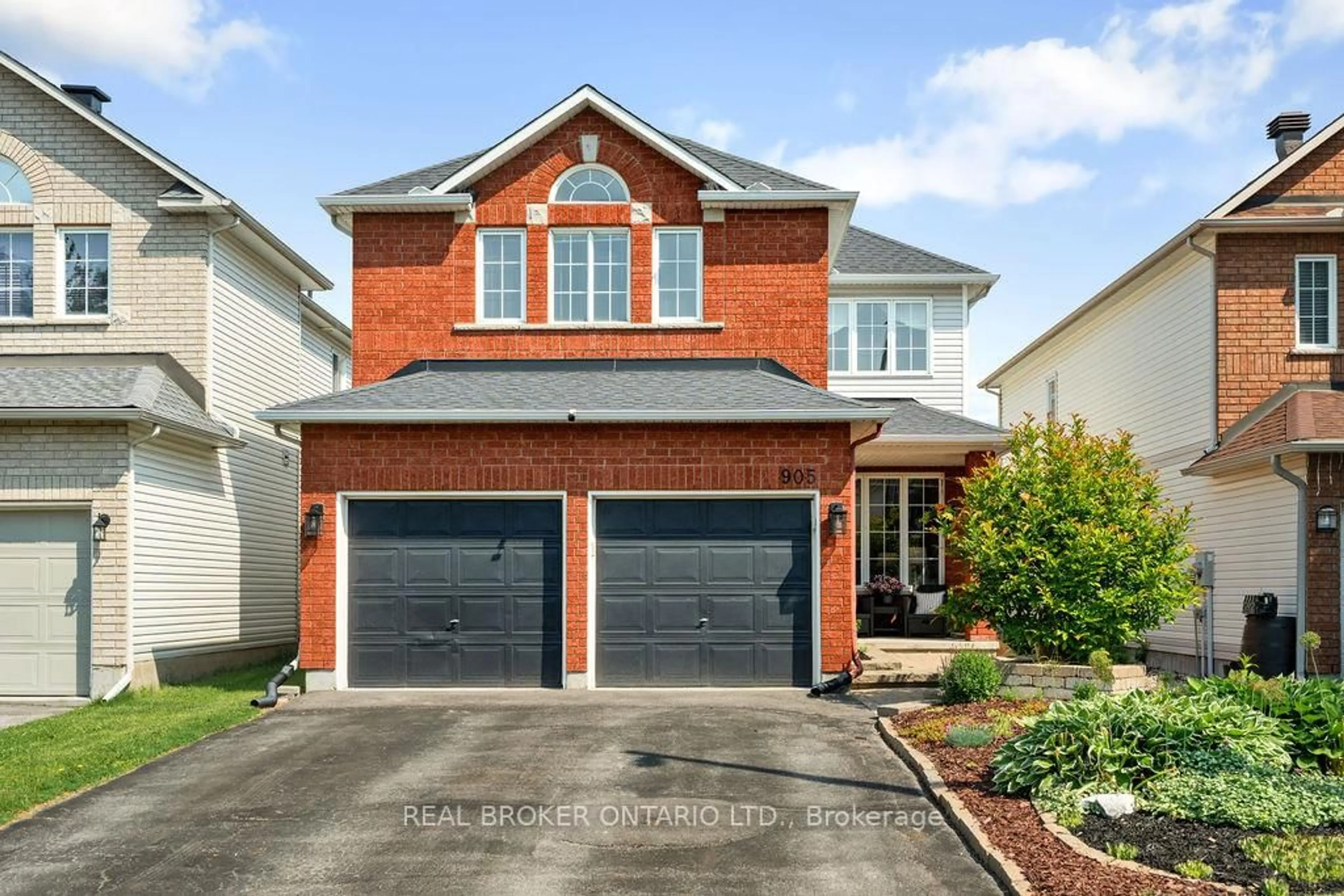Home with brick exterior material, street for 905 Balzac Lane, Orleans Ontario K4A 4E4
