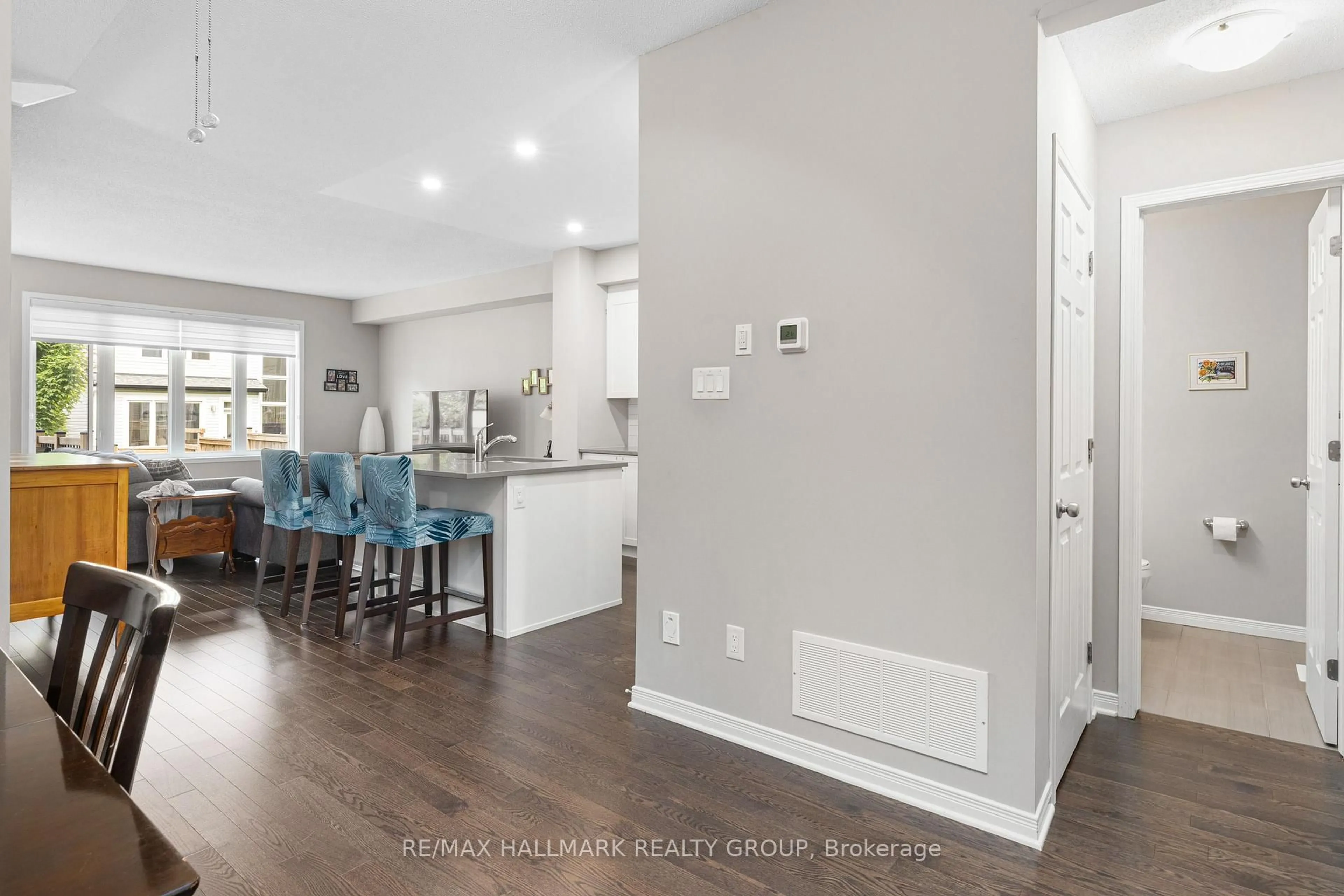 Open concept kitchen, unknown for 15 RIDDELL St, Carleton Place Ontario K7C 0J5
