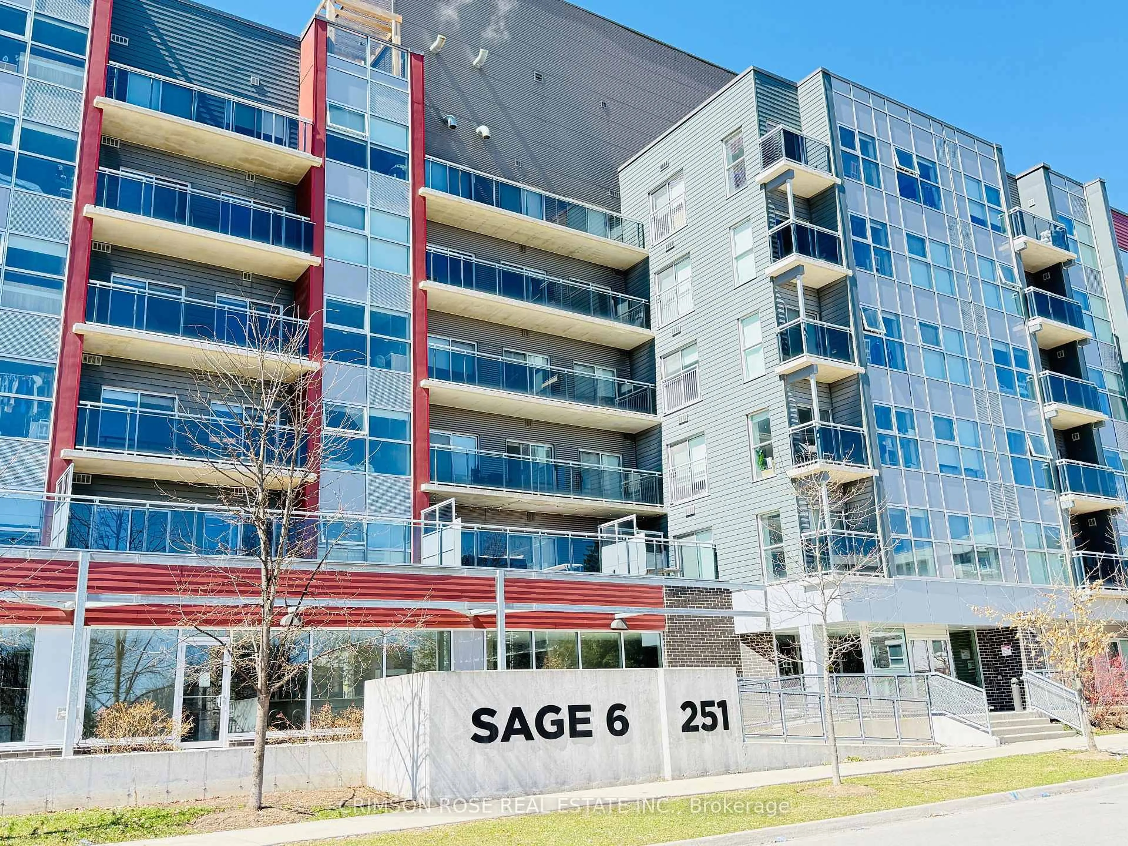 Indoor foyer for 251 Hemlock St #108, Waterloo Ontario N2L 0H2