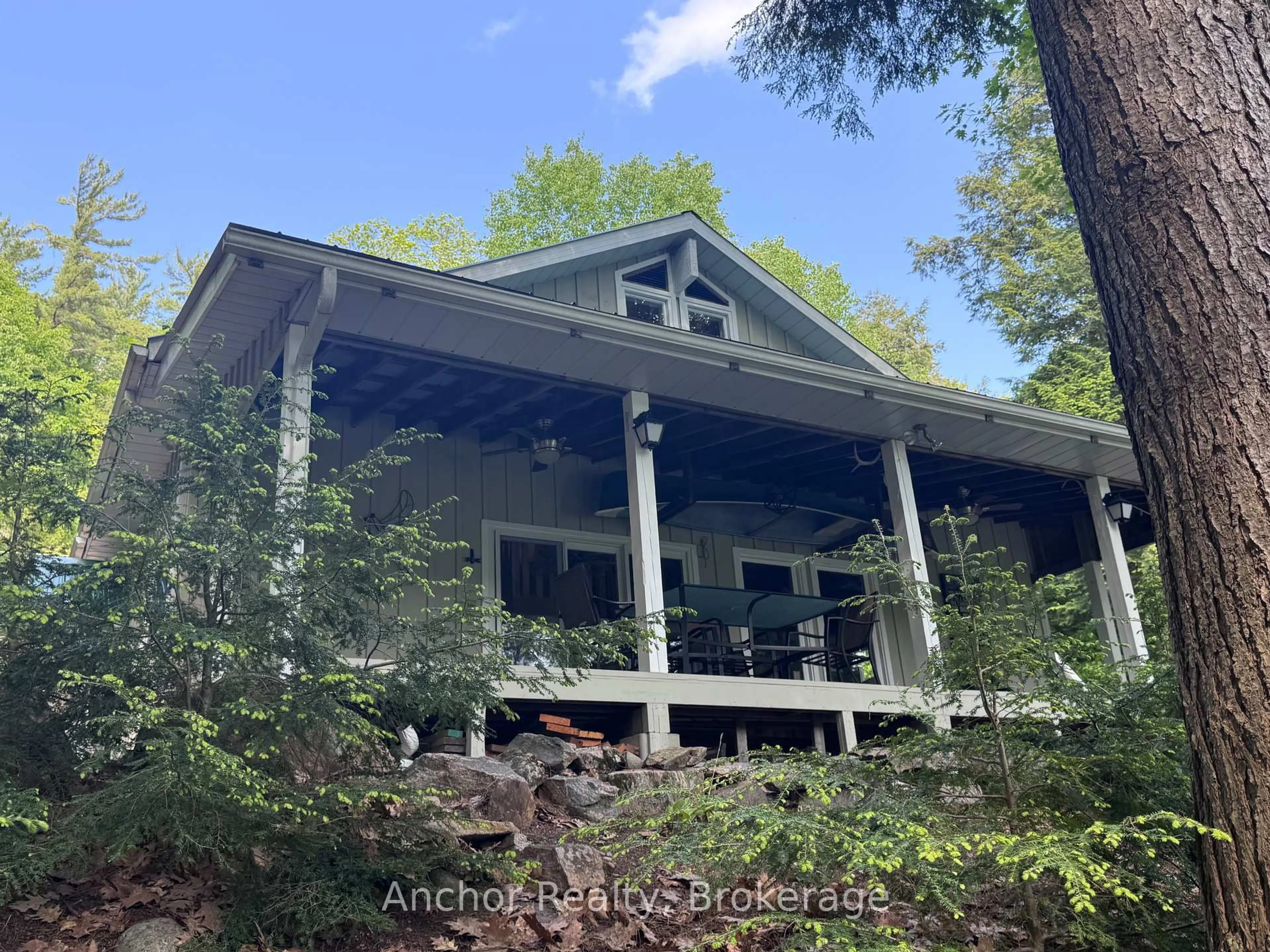 Home with vinyl exterior material, unknown for 10469 Little Hawk Lake, Algonquin Highlands Ontario K0M 1S0