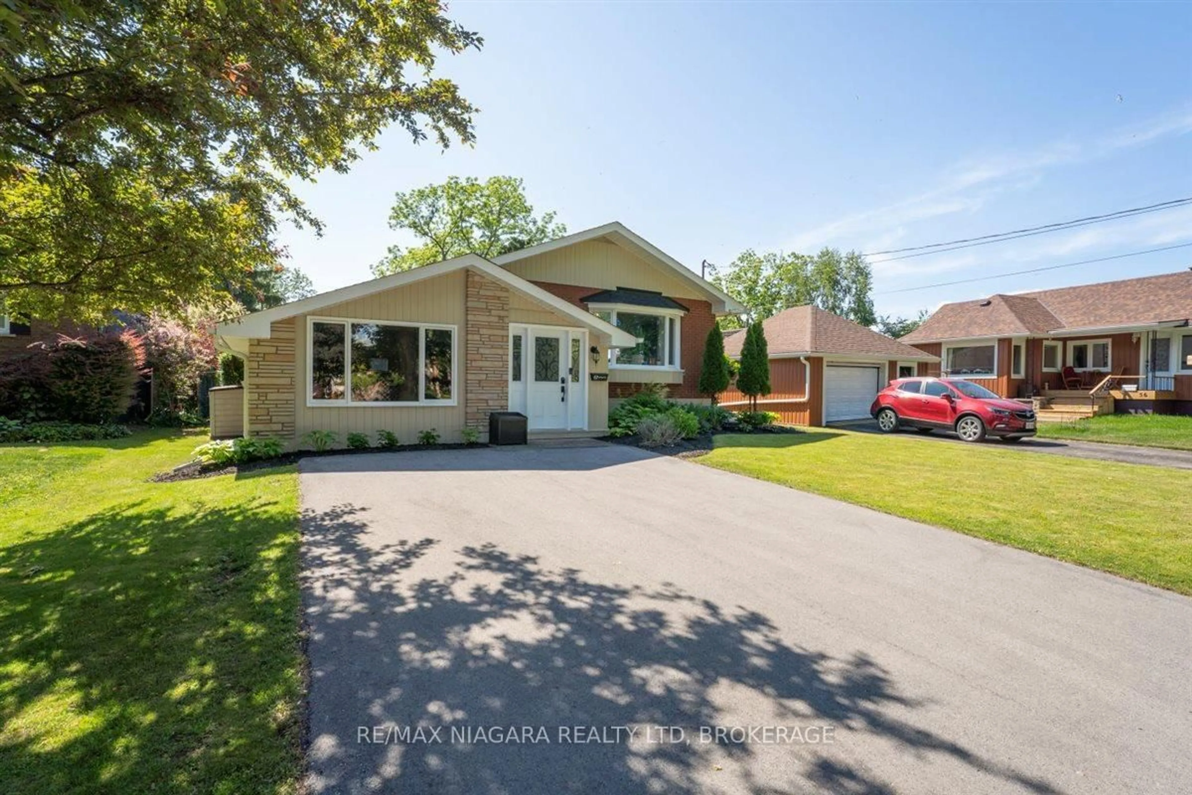 Unknown for 62 OAKRIDGE Cres, Port Colborne Ontario L3K 2T4
