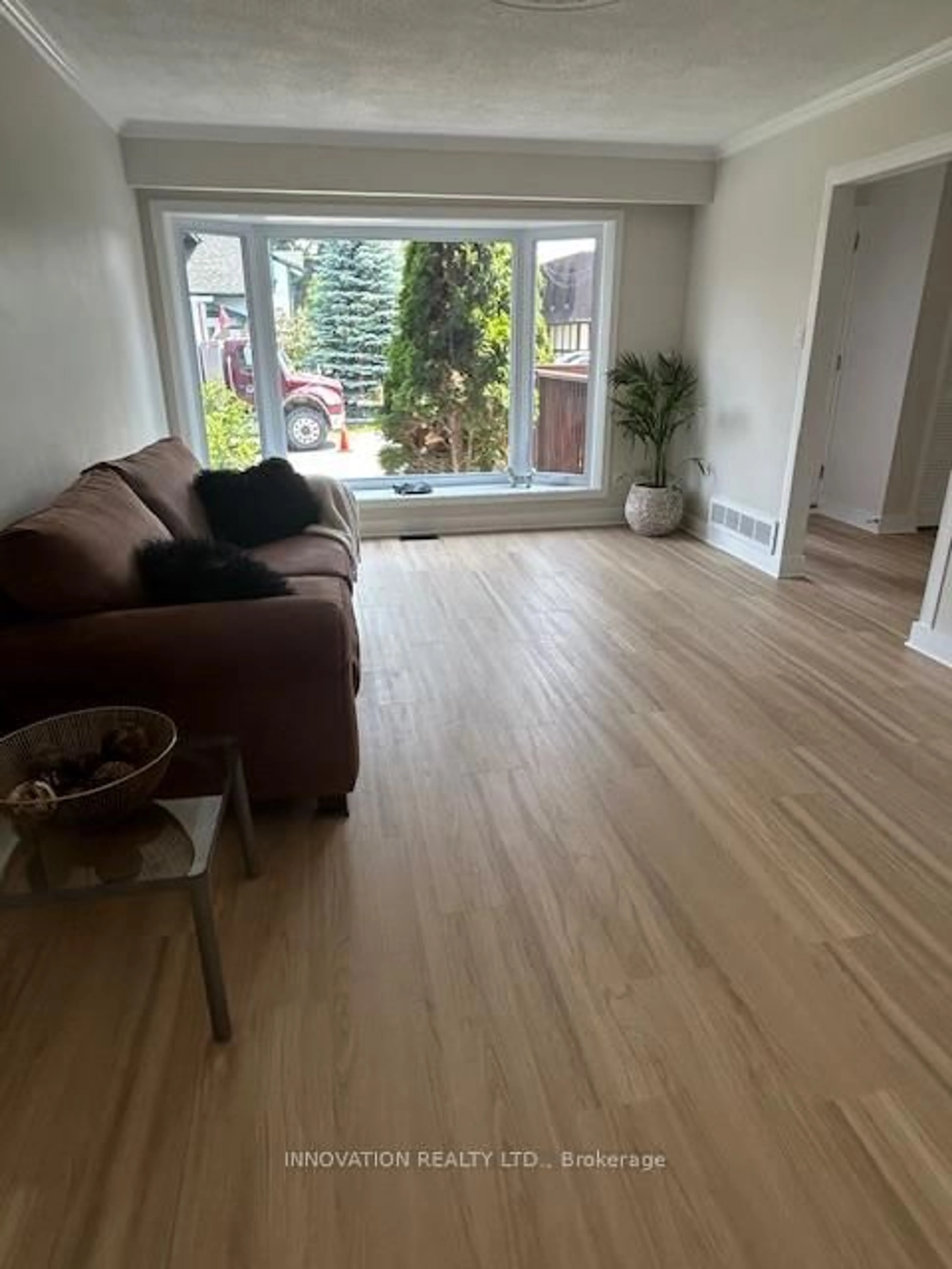A pic of a room for 78 Britannia Rd, Ottawa Ontario K2B 5W5