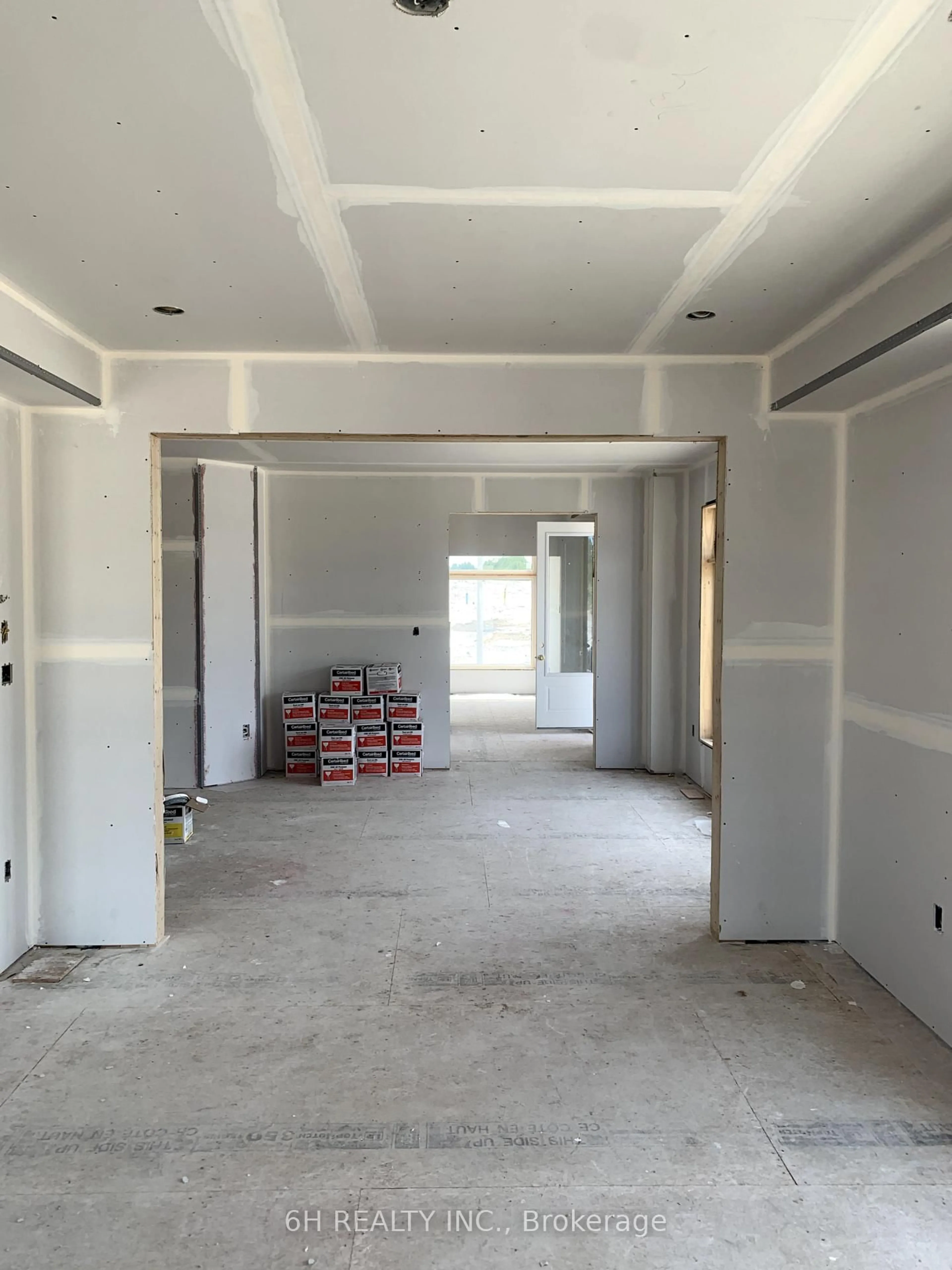 A pic of a room for 620 Ramsay Rd, Selwyn Ontario K9K 0J7