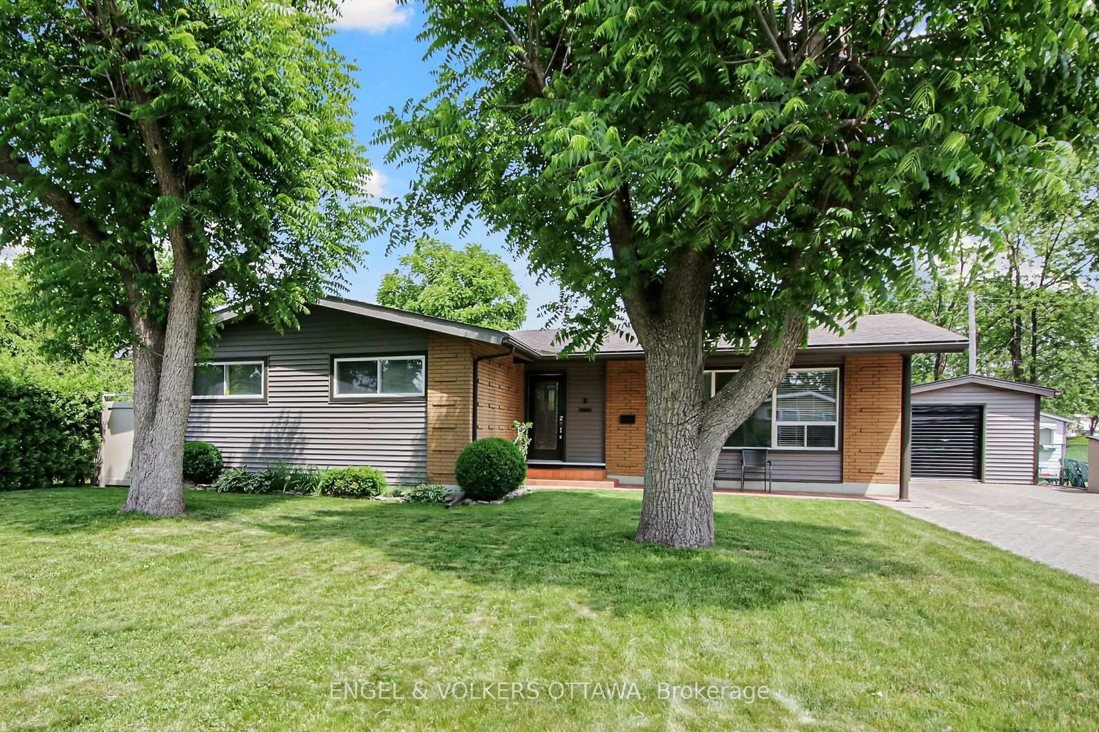 Home with brick exterior material, street for 8 Greenwich Ave, Ottawa Ontario K2E 5E6
