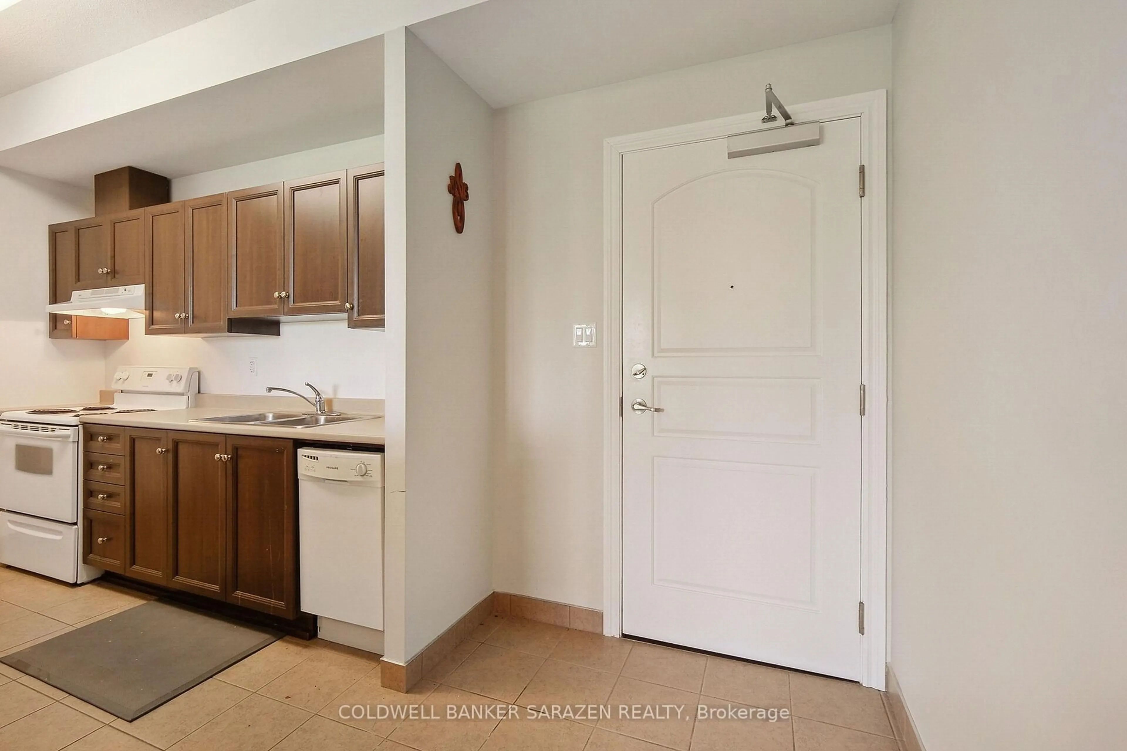 Standard kitchen, unknown for 100 Roger Guindon Ave #505, Ottawa Ontario K1G 3Z7
