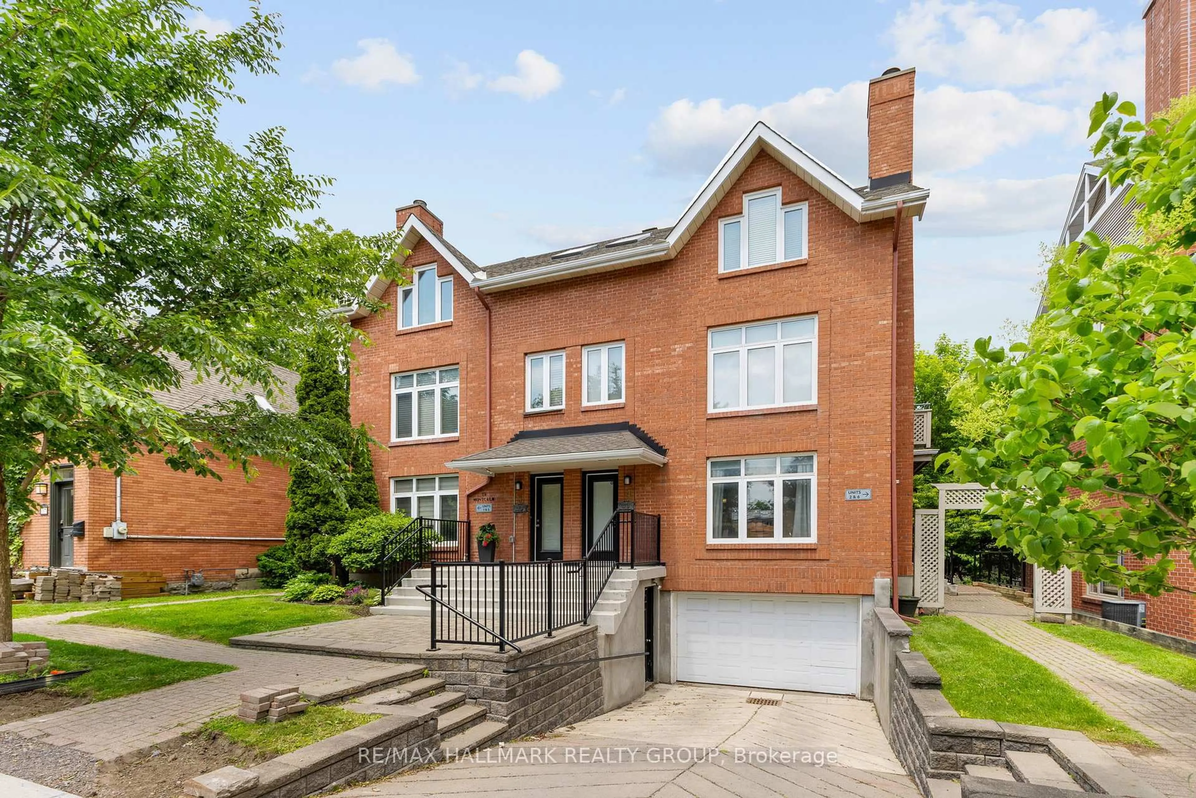 Home with brick exterior material, street for 19 Montcalm St #2, Ottawa Ontario K1S 0A2