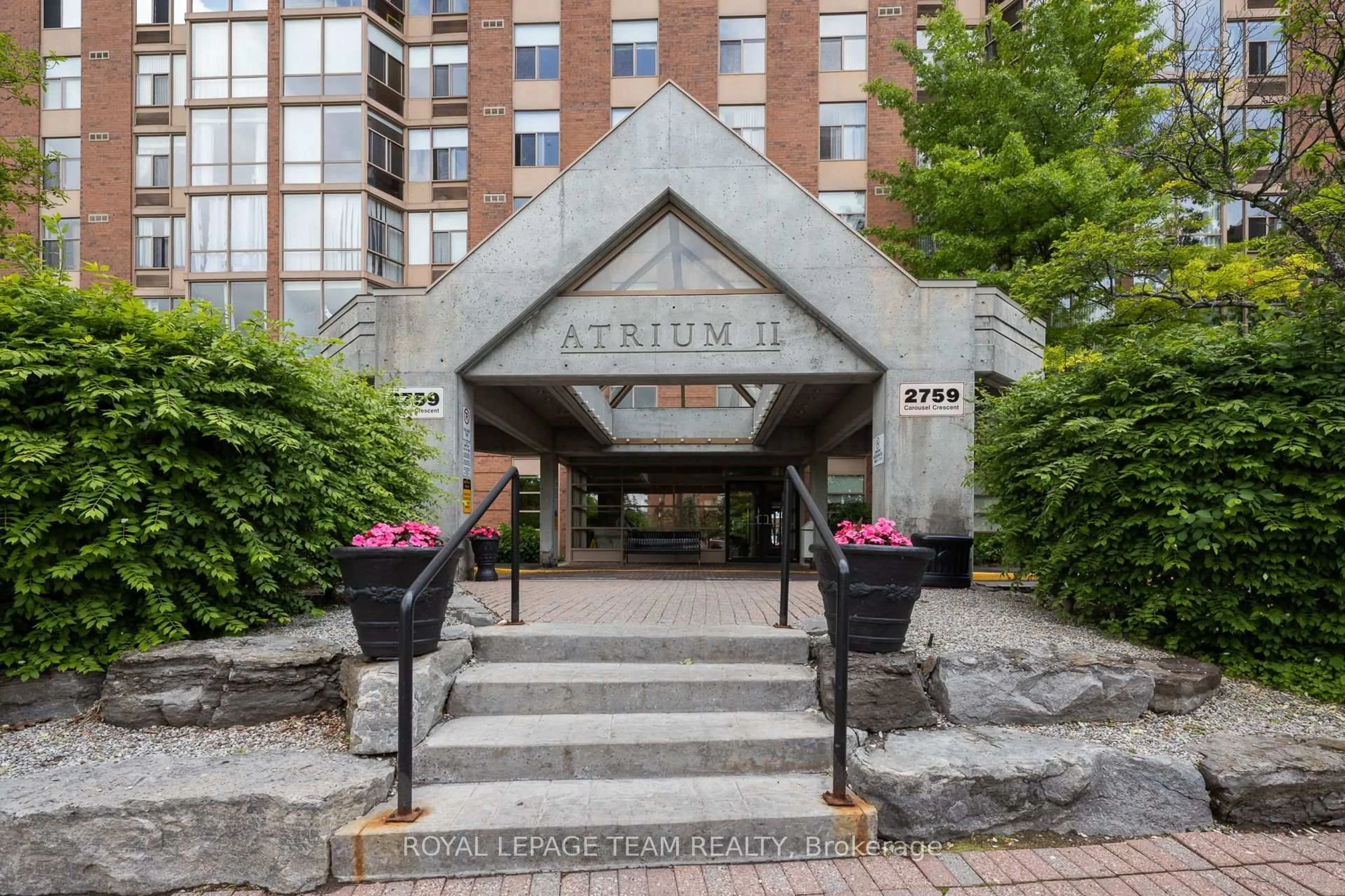 Unknown for 2759 Carousel Cres #1111, Ottawa Ontario K1T 2N5