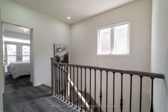 Additional image 17 of 21 Mountain Heights Pl