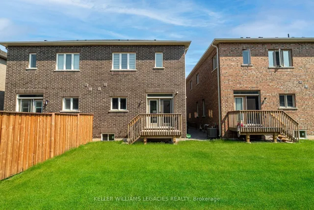 Primary image of 21 Mountain Heights Pl