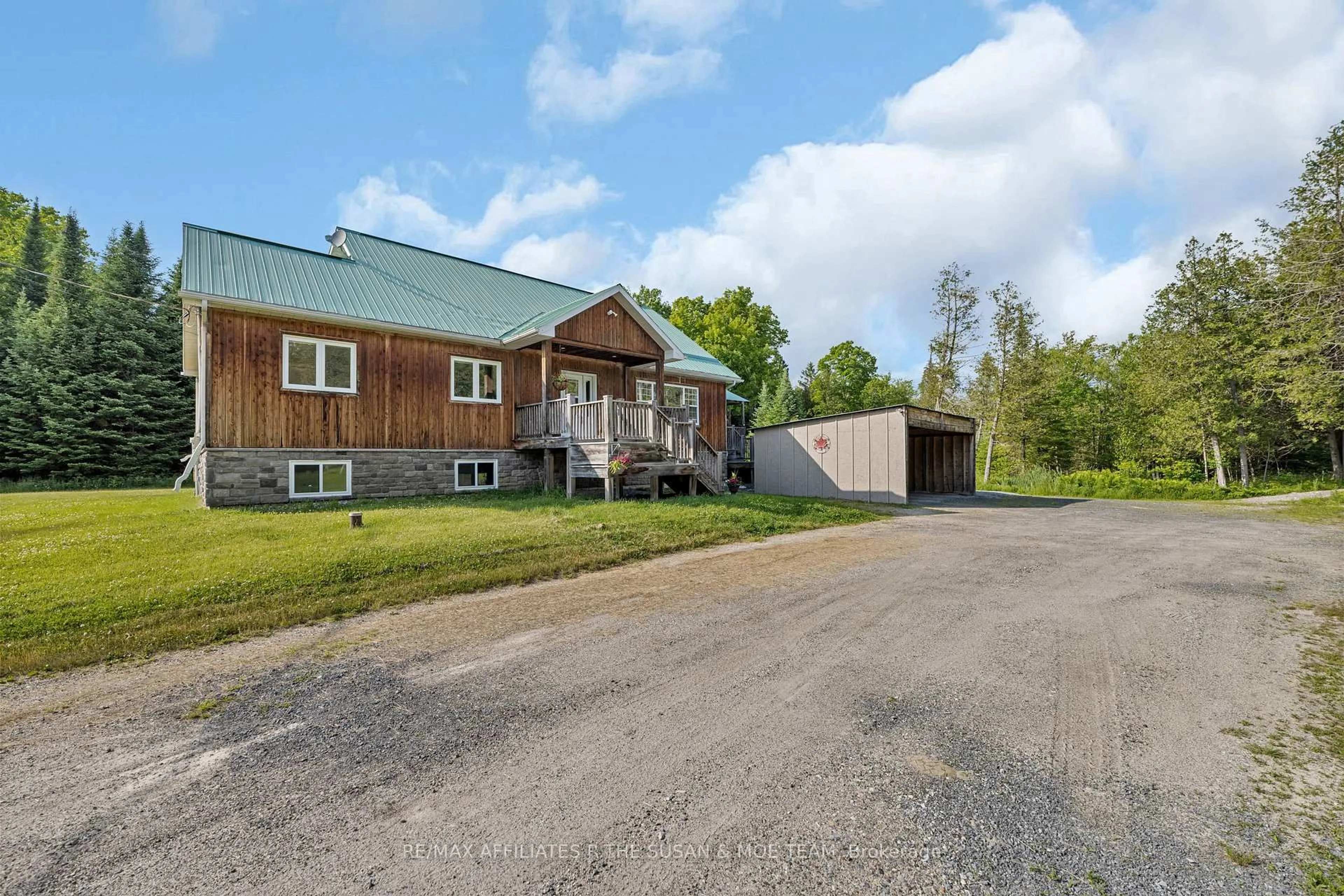 A pic from outside/outdoor area/front of a property/back of a property/a pic from drone, building for 1564 FIRST CONCESSION B DALHOUSIE Rd, Lanark Ontario K0G 1K0