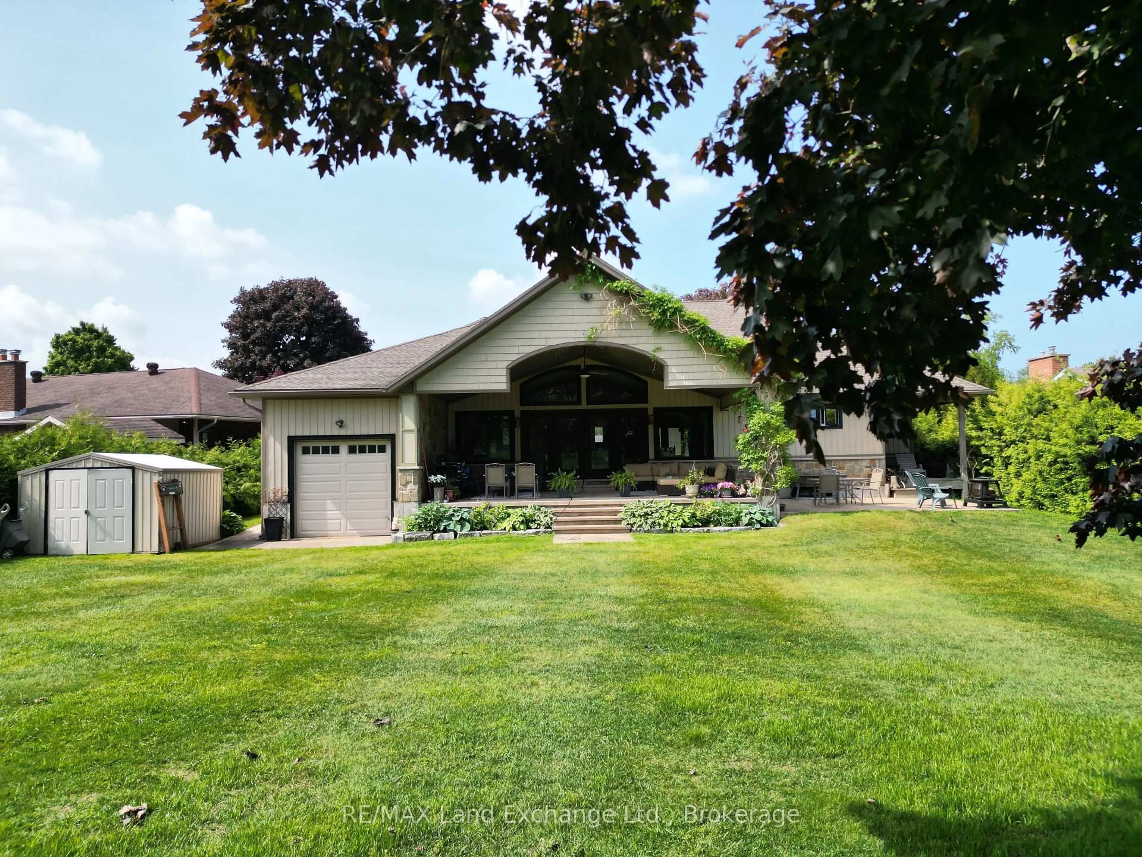 Unknown for 203 Campbell Cres, Kincardine Ontario N2Z 1B9