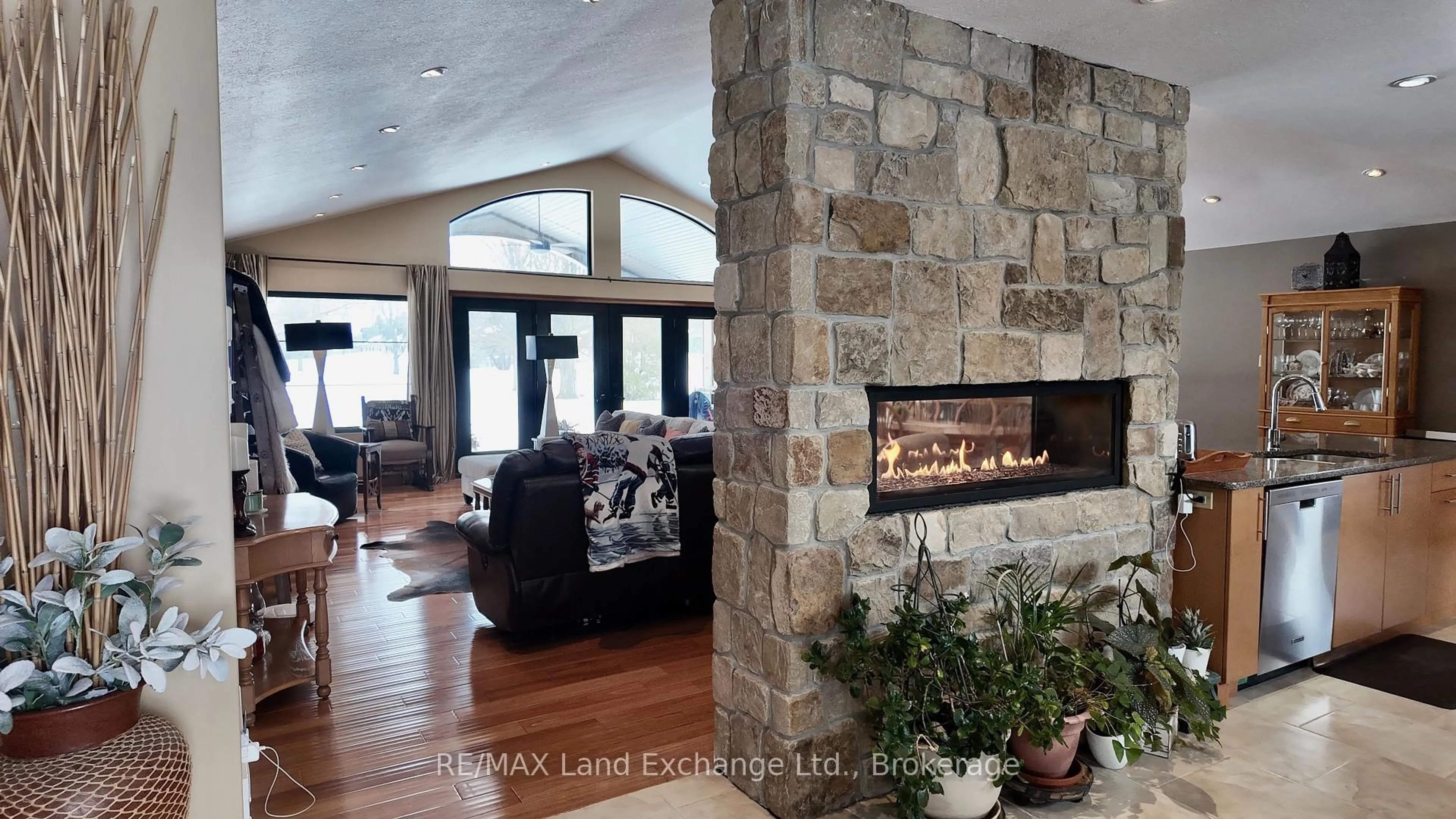 Unknown for 203 Campbell Cres, Kincardine Ontario N2Z 1B9