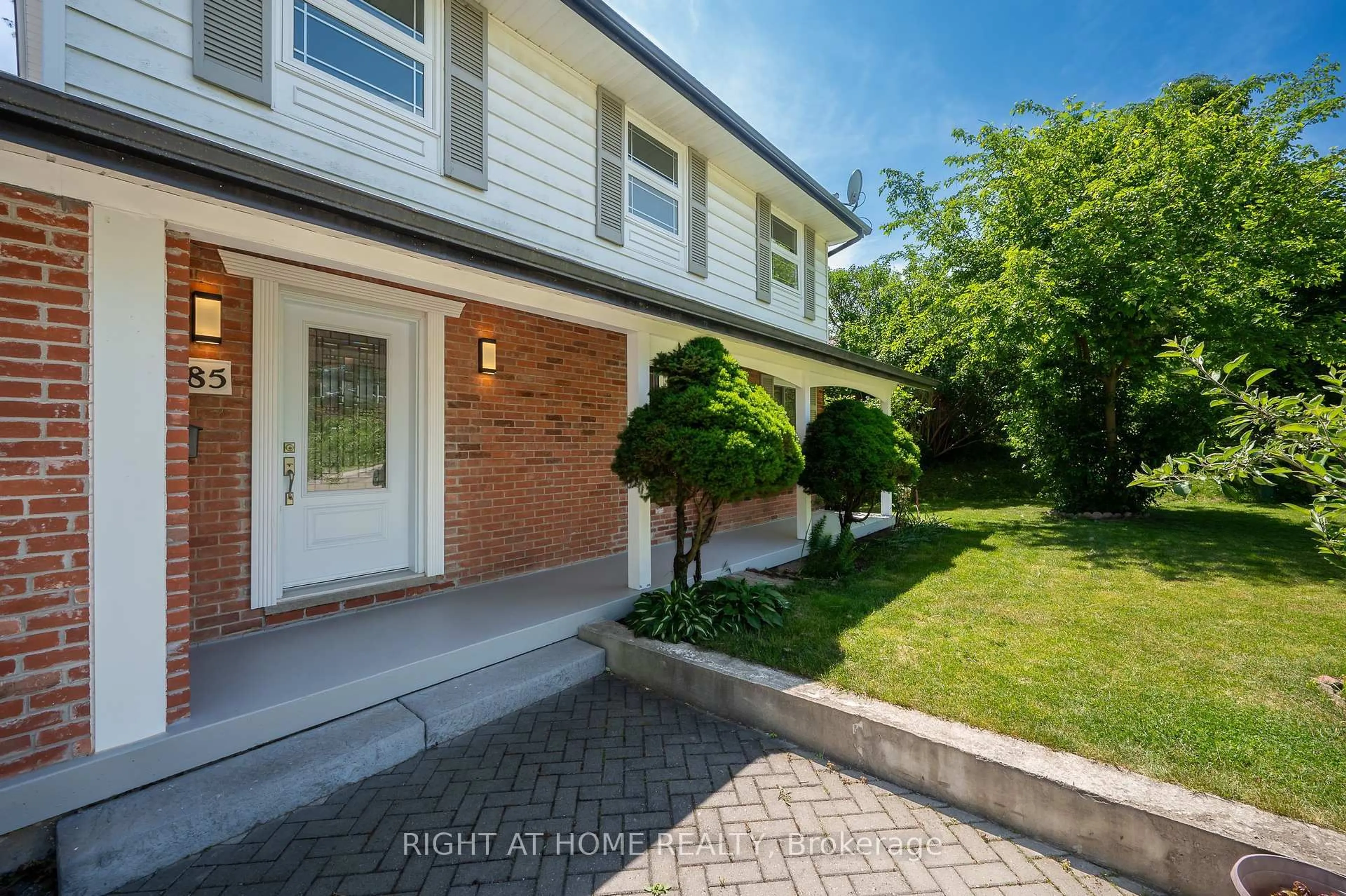 Home with brick exterior material, street for 85 Robinhood Dr, Hamilton Ontario L9H 4G2