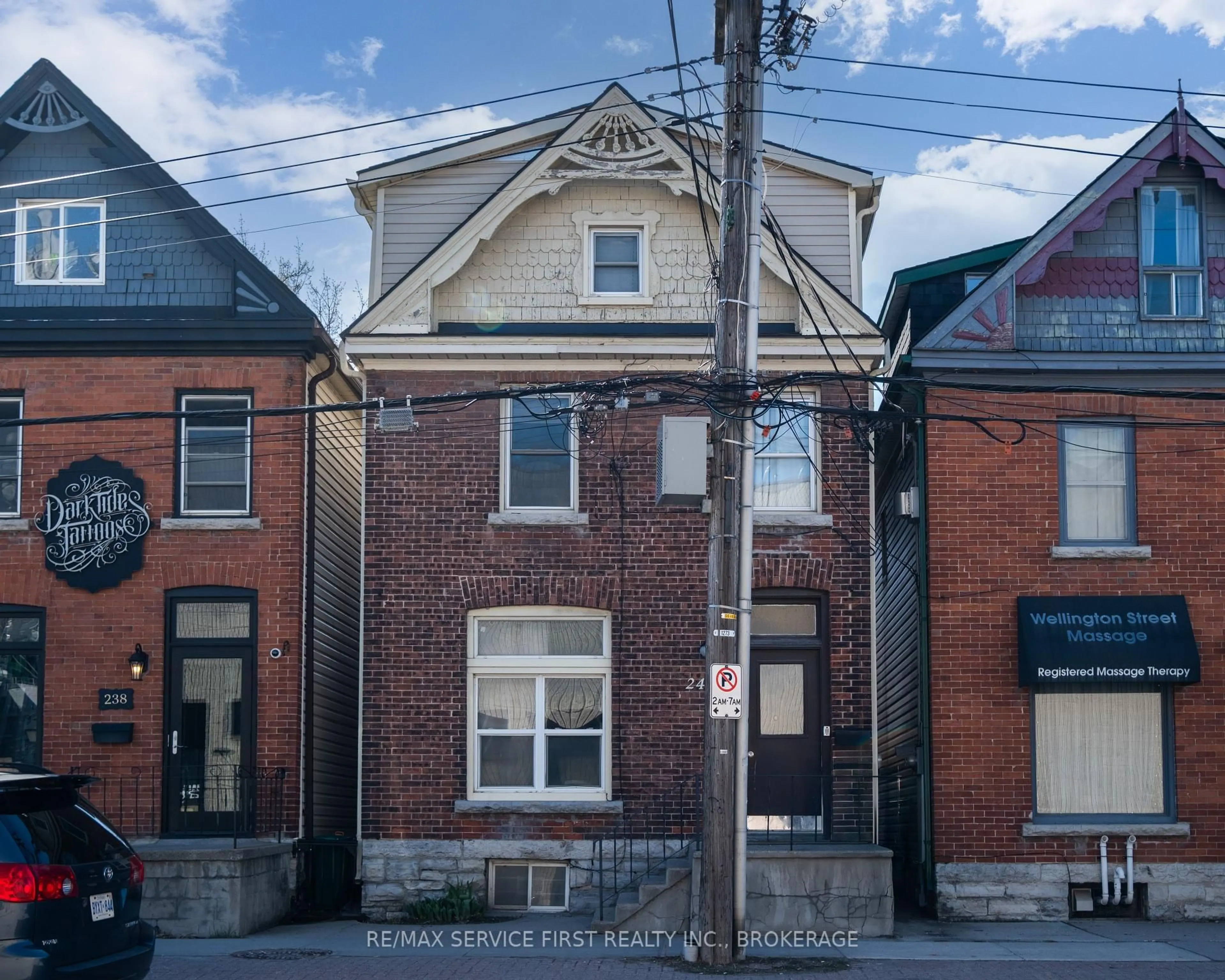 Home with brick exterior material, street for 240 Wellington St, Kingston Ontario K7K 2Y8