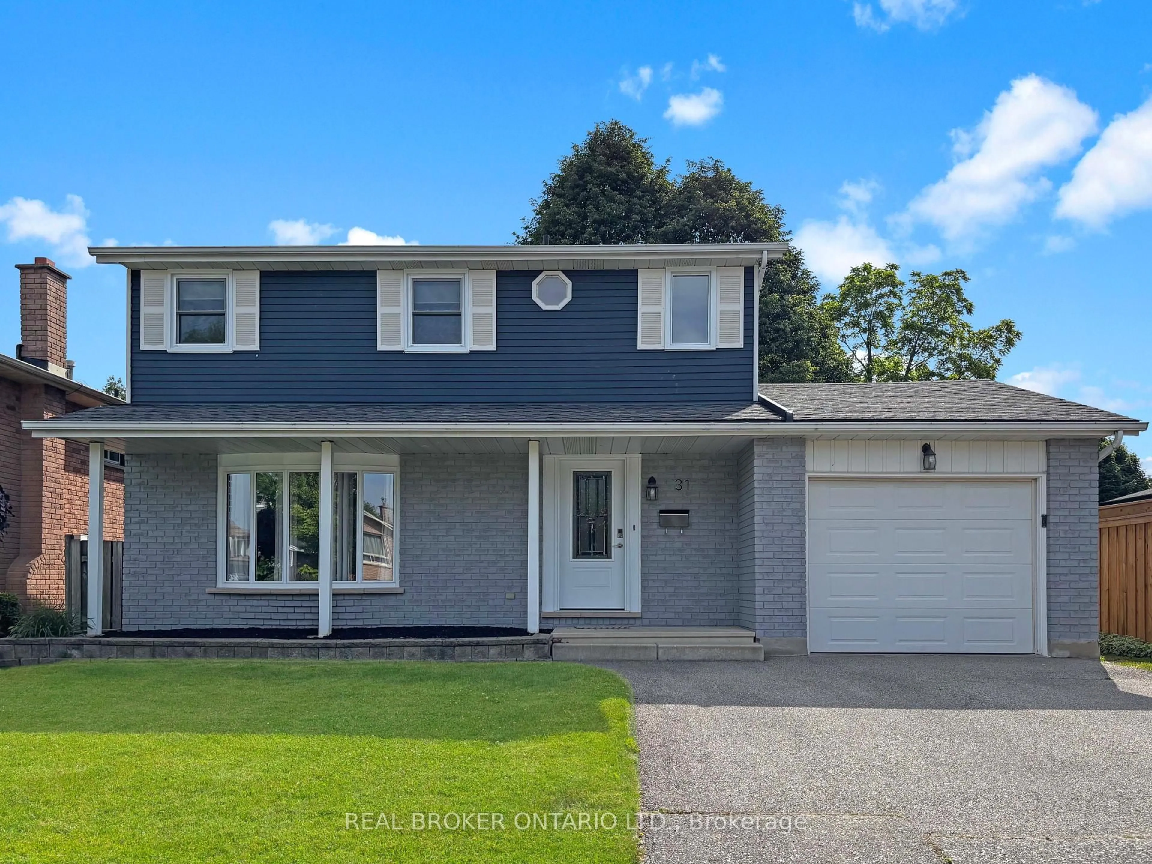 Home with vinyl exterior material, street for 31 Coulbeck Rd, Brantford Ontario N3P 1B5